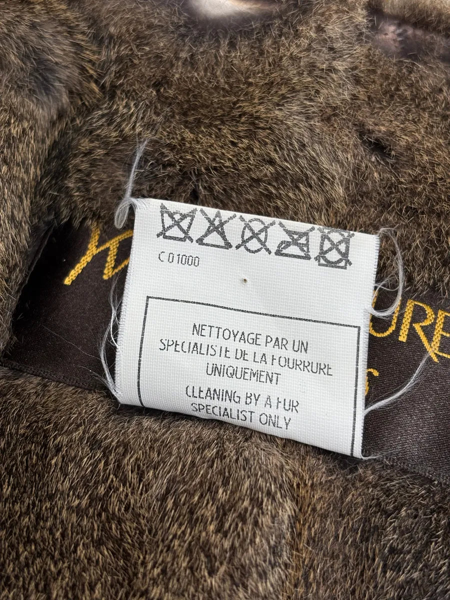 1970s Yves Saint Laurent Beige Squirrel Fur-Lined Double-Breasted Trench Coat FudbhCrX 3