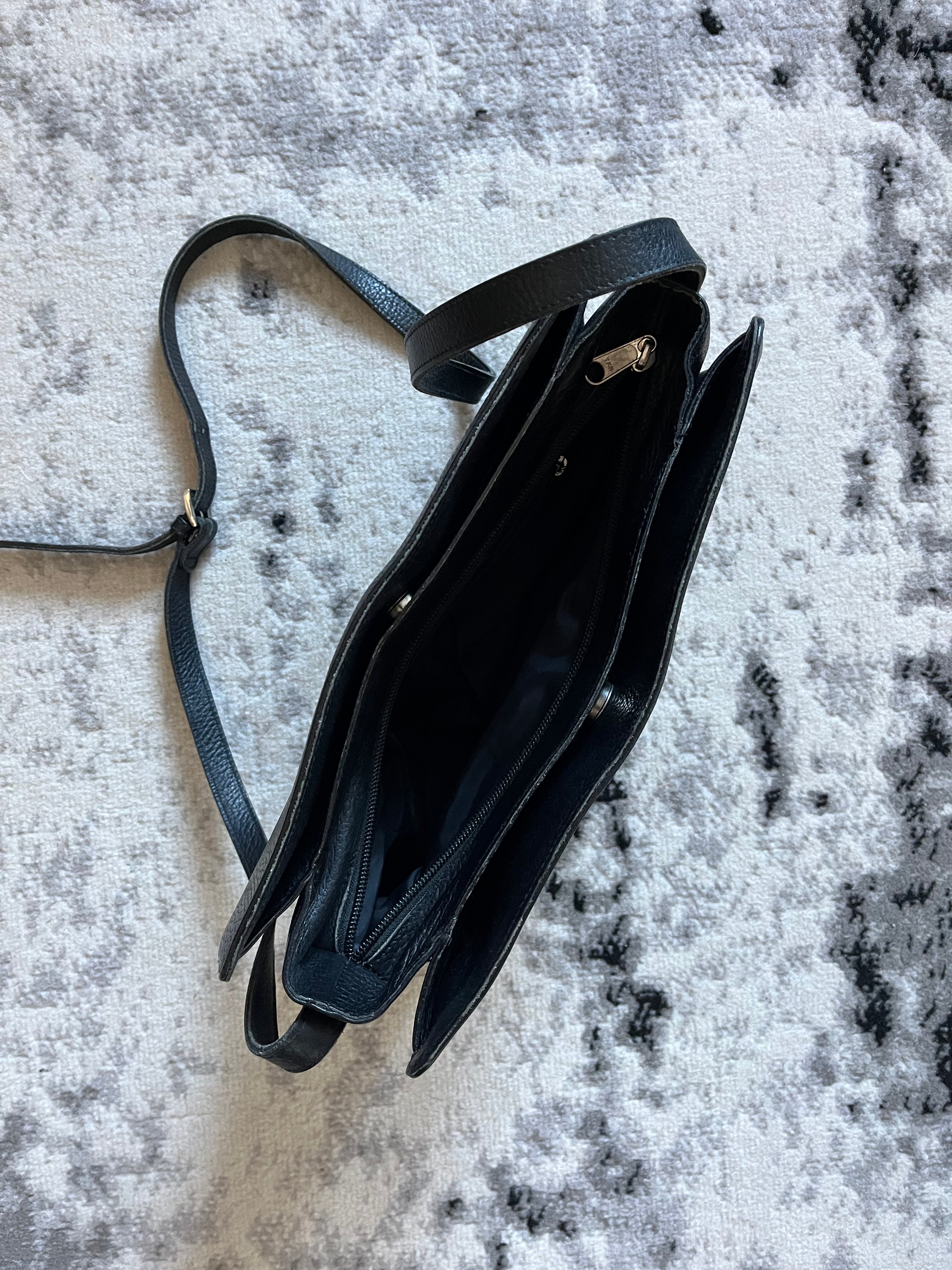 Jil Sander Triple Compartment Leather Shoulder Bag