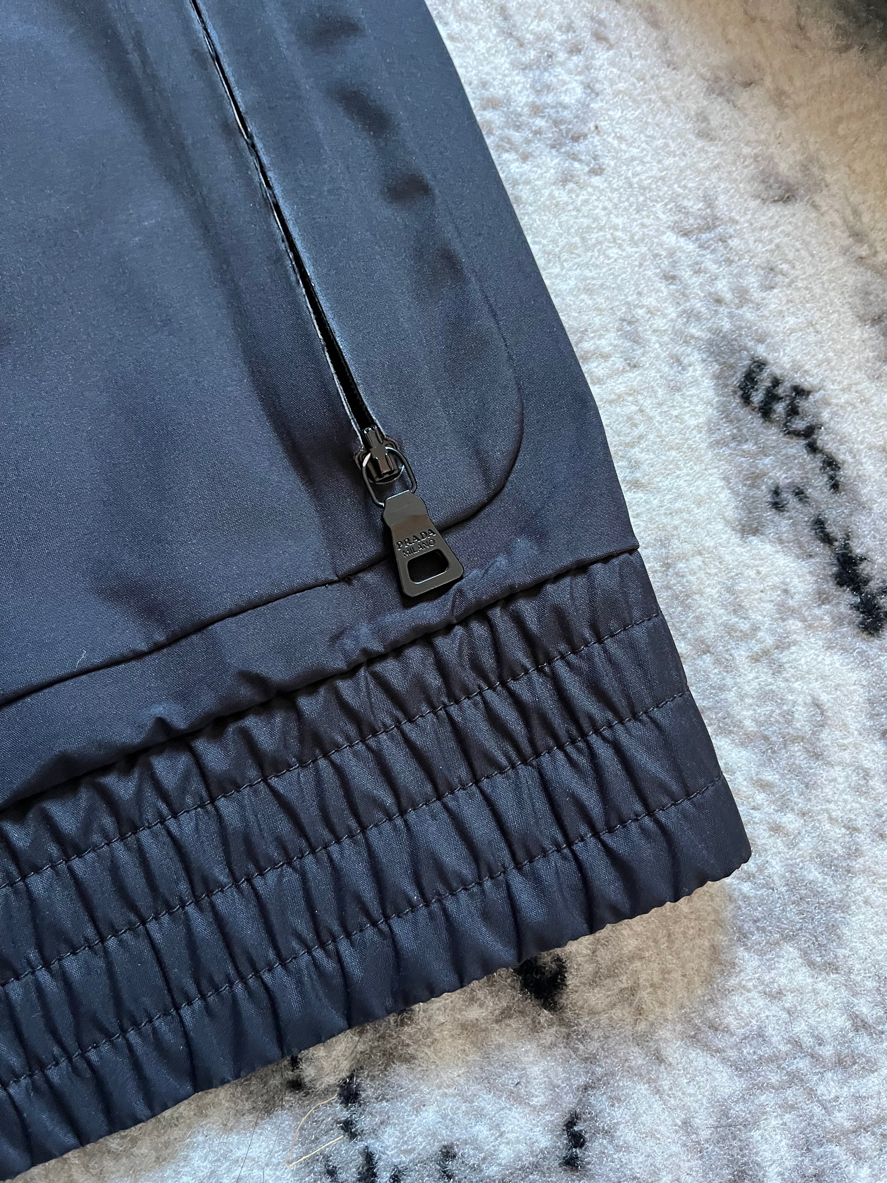 00年代 プラダ リネアロッサ タクティカル ユーティリティ テクノ ジャケット (M/L)