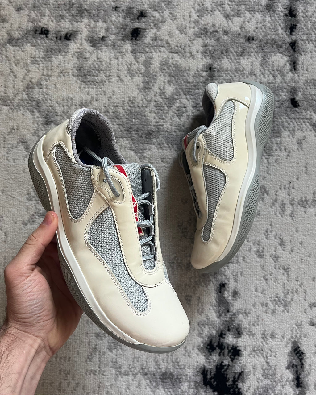 Prada America's Cup cream (39,5eu/6,5us)