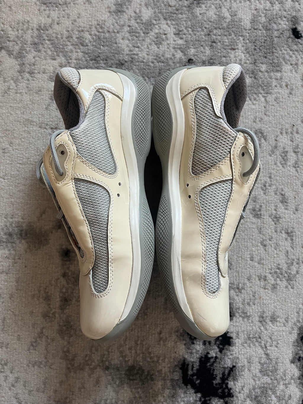 Prada America's Cup cream (39,5eu/6,5us)