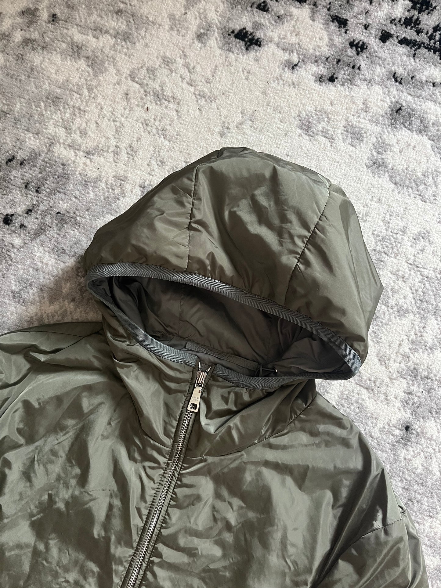 Prada Original Minimalistic Olive Puffer Jacket (M)