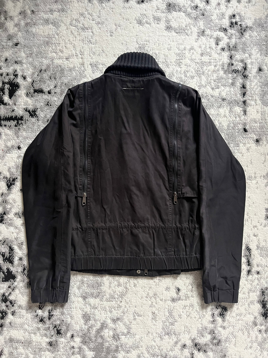 Maison Margiela 实用拉链浅色深色夹克 (S)