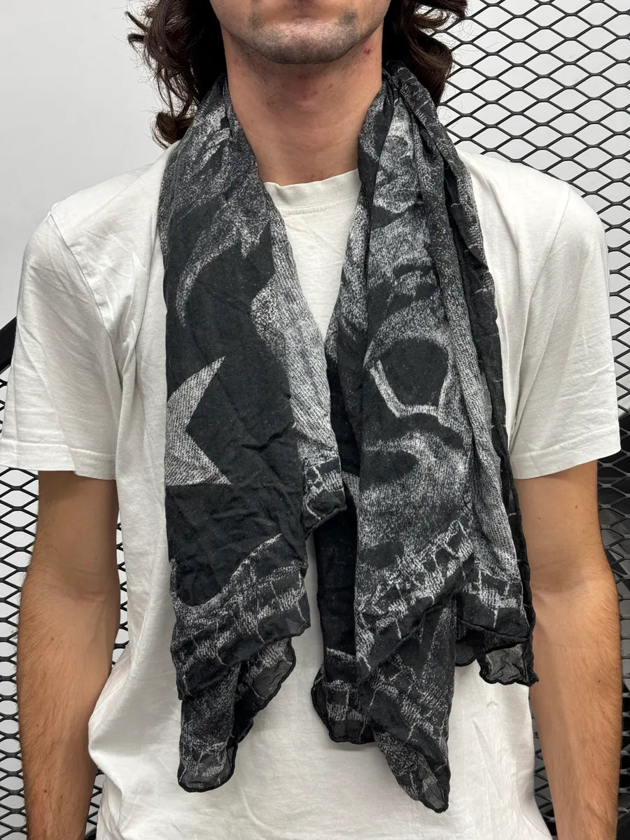SS2016 Givenchy Black Signature Christ Star Scarf by Riccardo Tisci WCuYgHpc 0