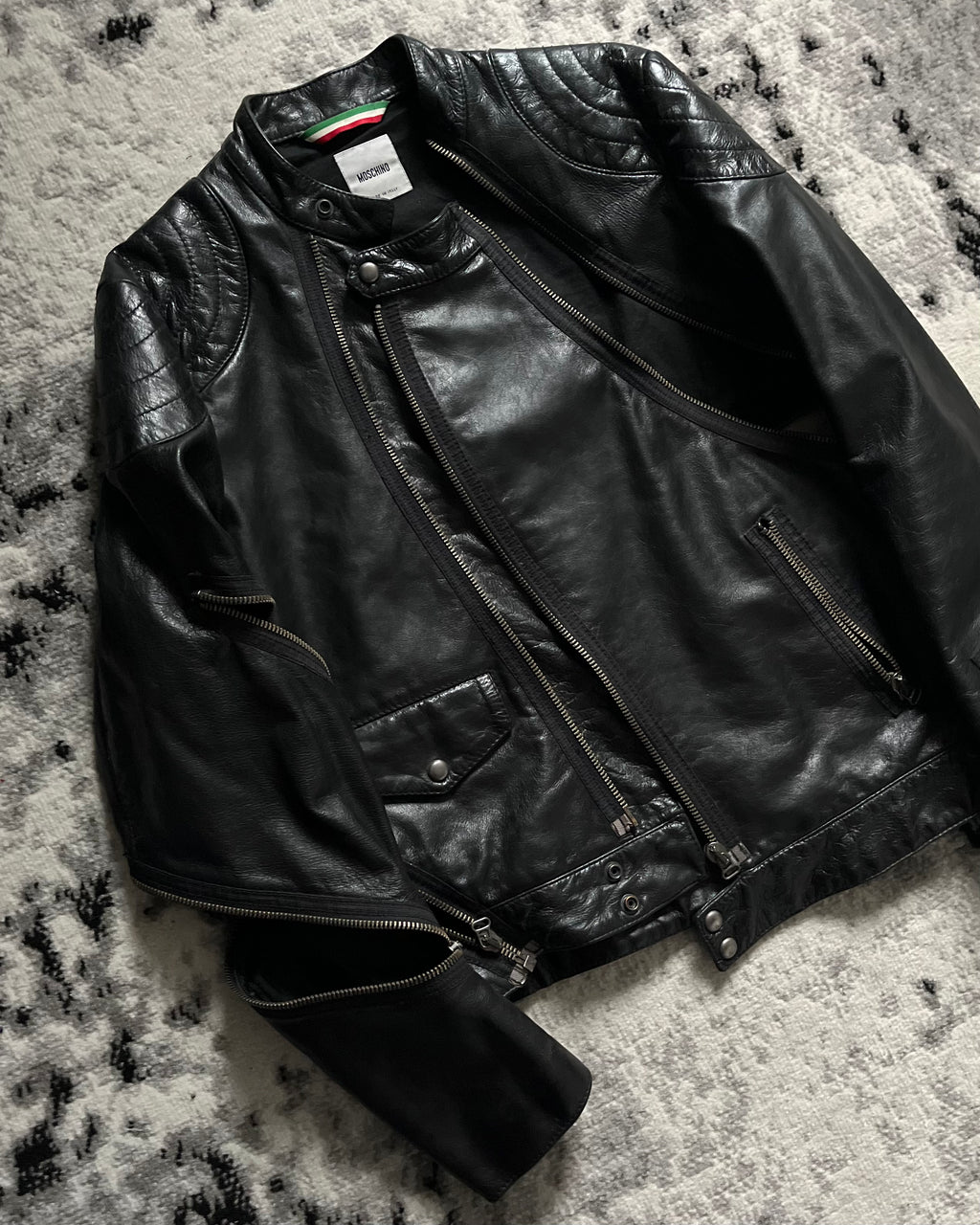 90 年代 Moschino Tornado 拉链机车皮夹克（S/M）