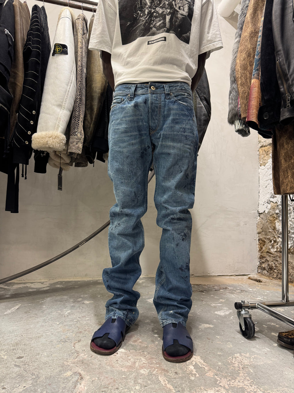 00年代 ディーゼル 分散ペイント汚れデニム (M/L) 