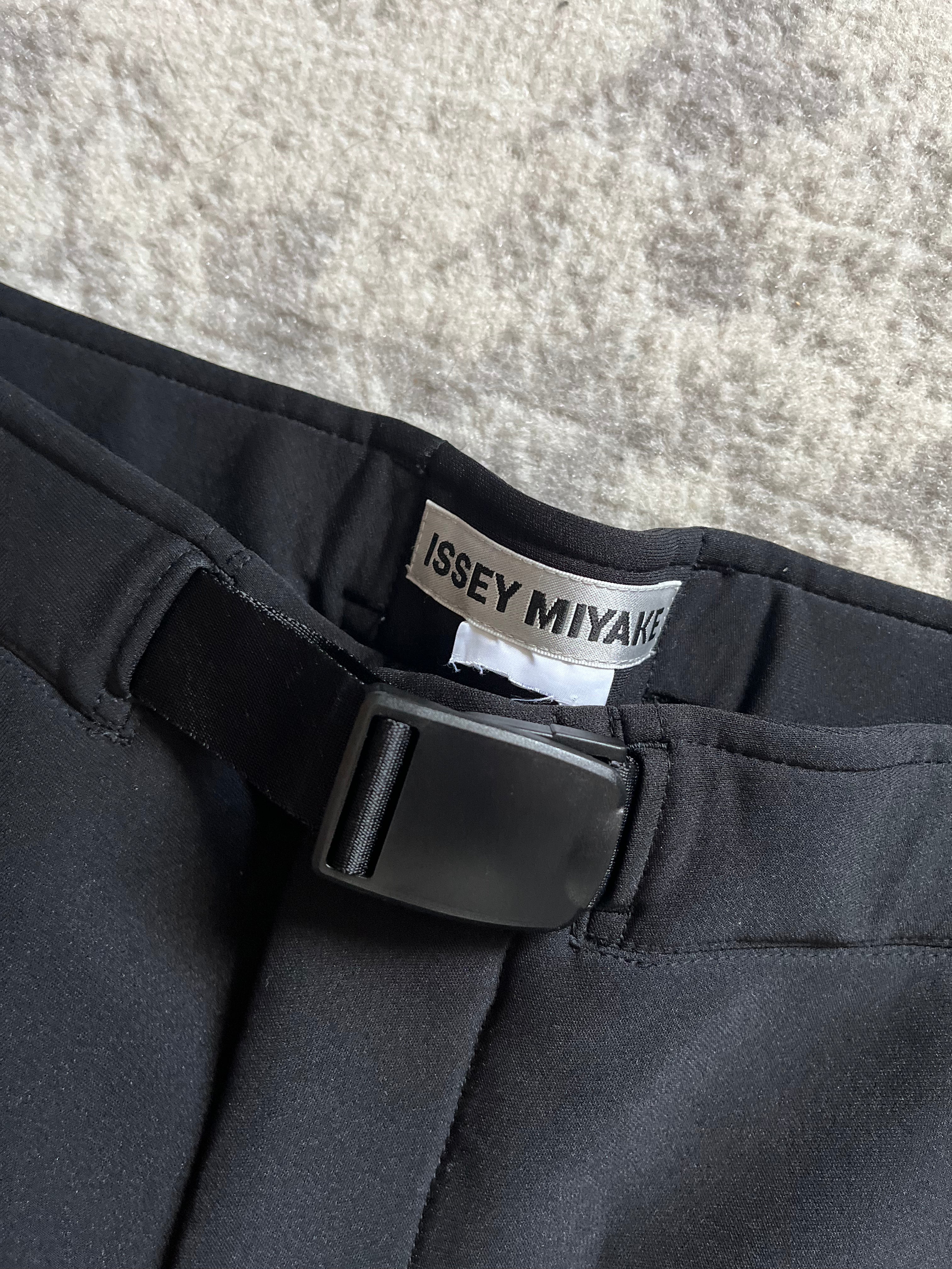 AW21 Issey Miyake Full Zip Technical Pants