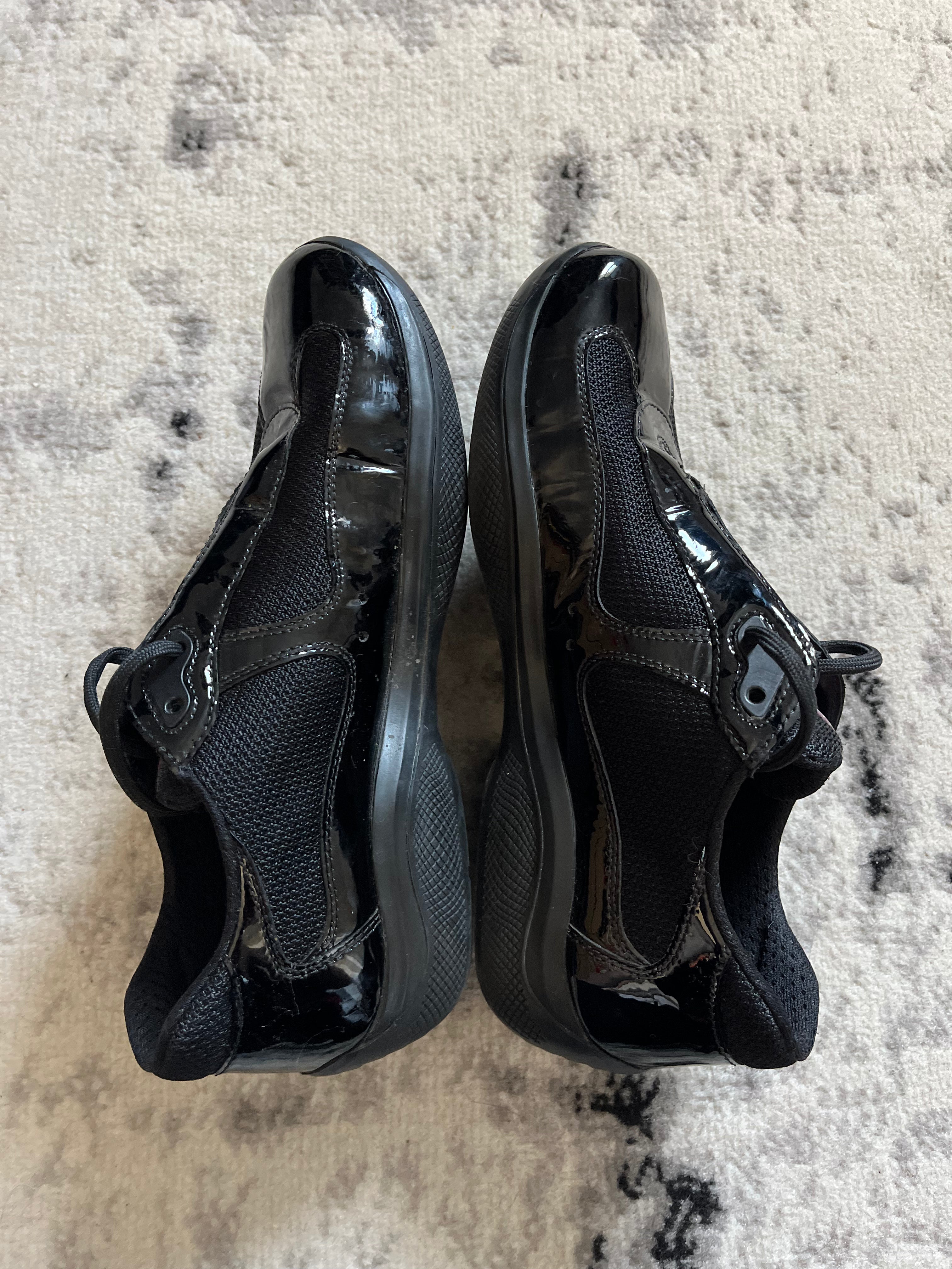 プラダ アメリカズ カップ ブラック サテン (40eu/us7)