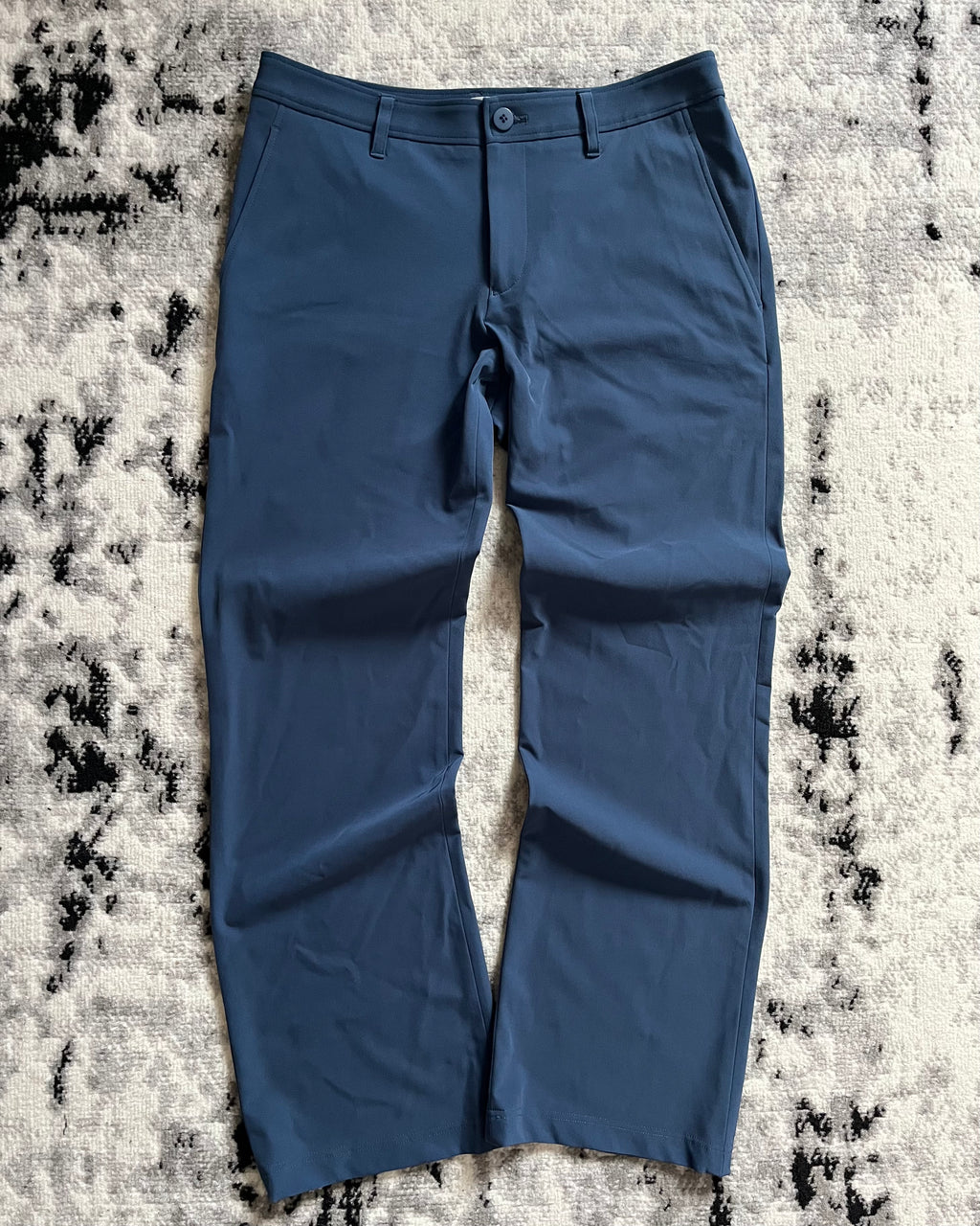 イッセイミヤケ ライトテクニカルアズールパンツ(XS)