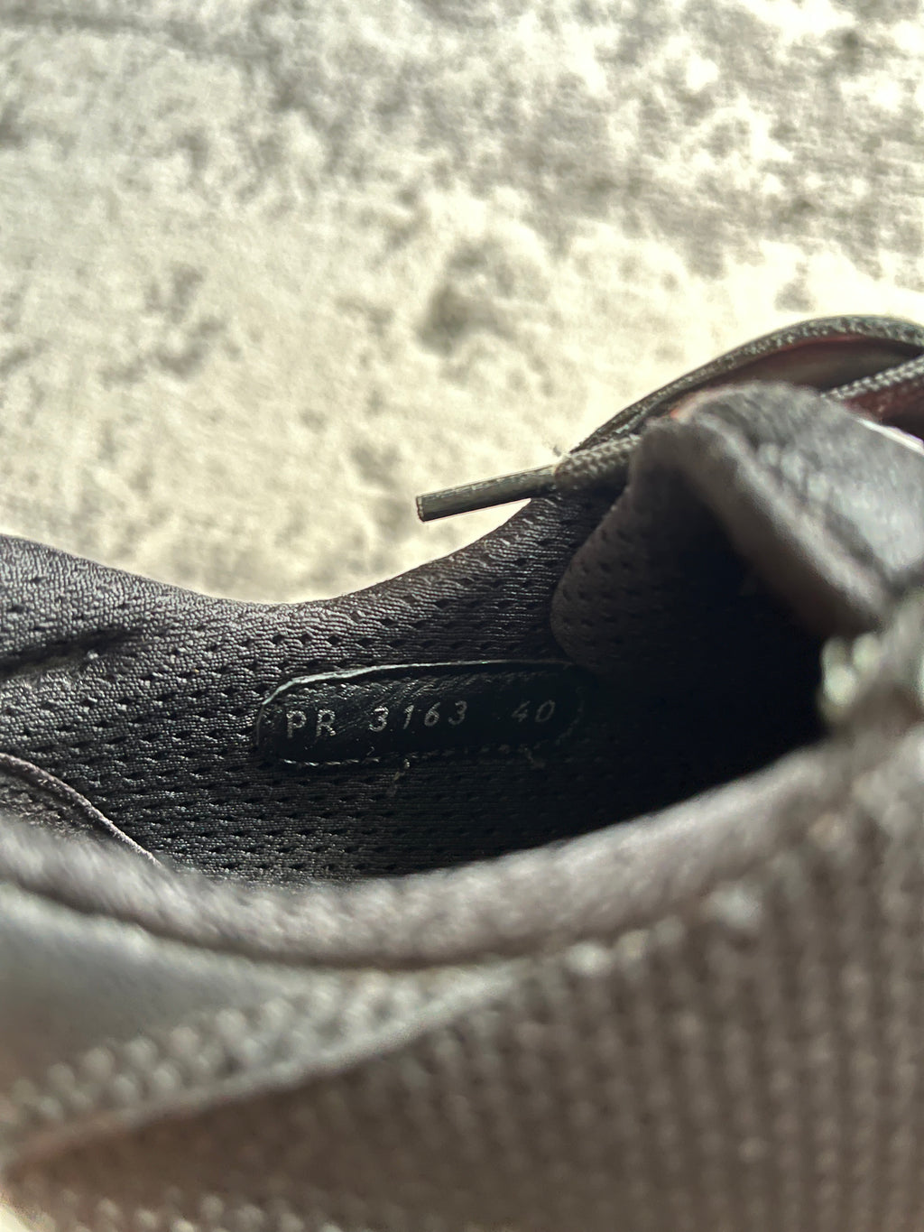 Prada 美洲杯黑色 (41,5eu/us8)