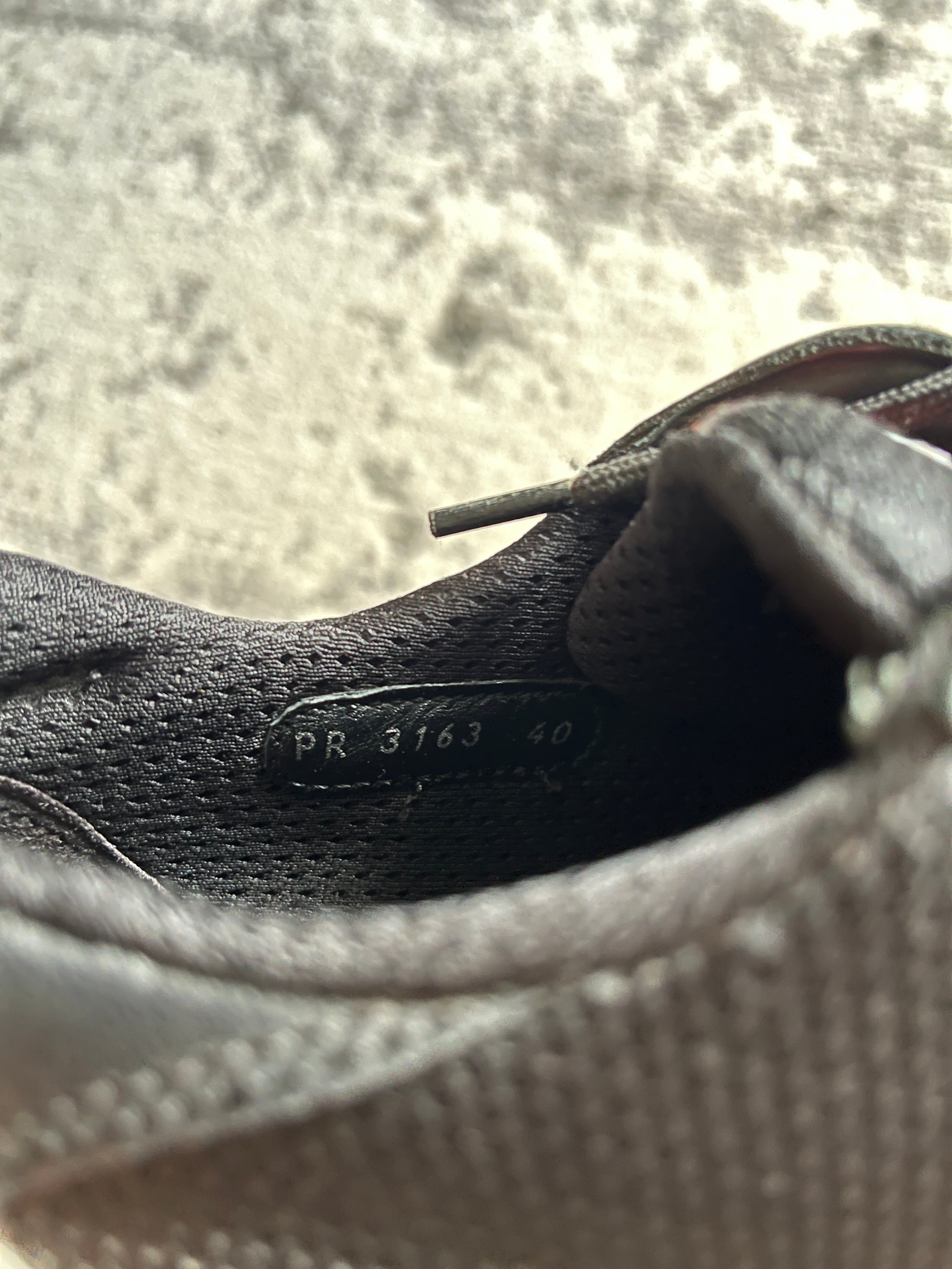 Prada 美洲杯黑色 (41,5eu/us8)