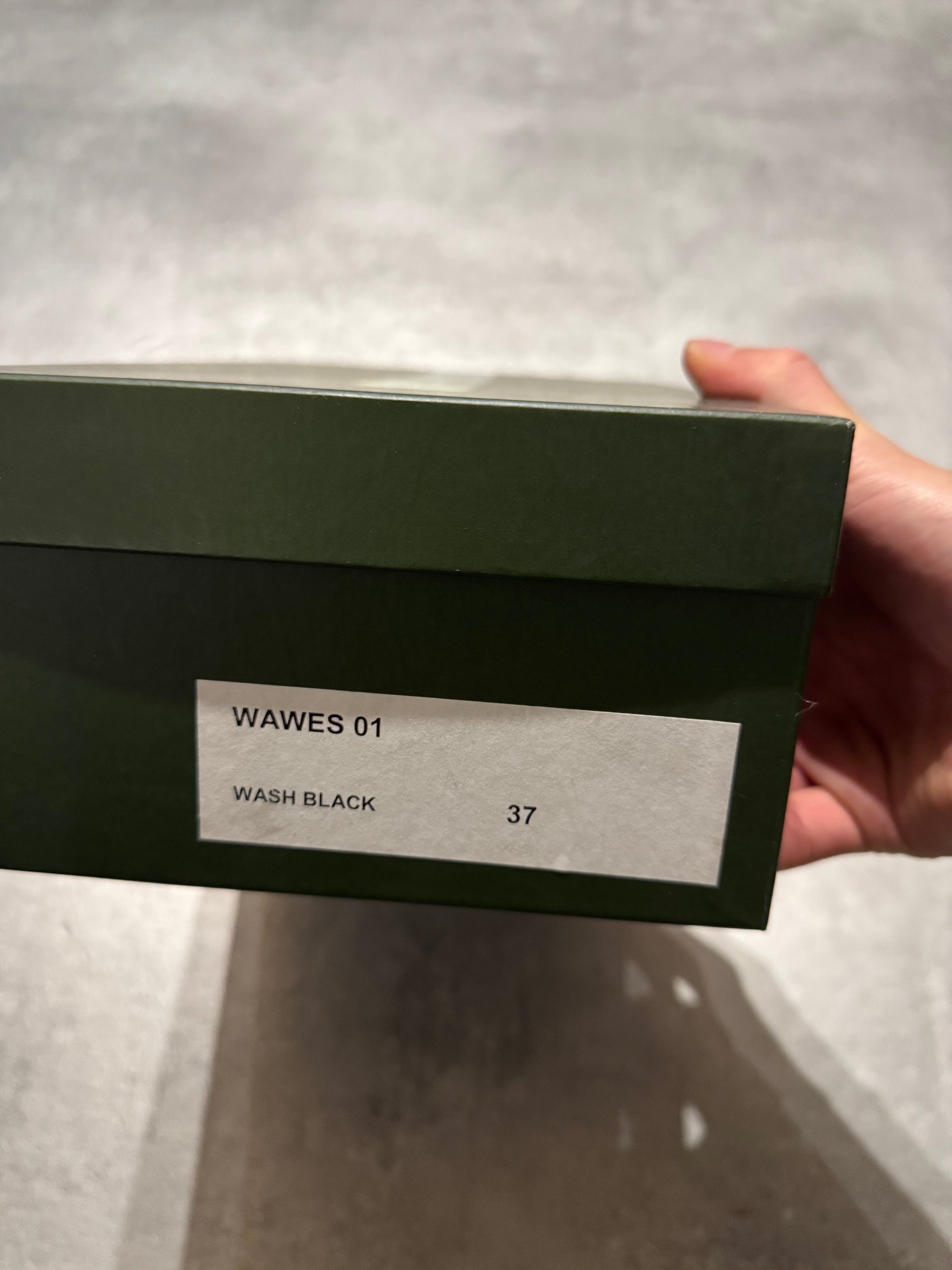 Marithé + François Girbaud Oreo Moto Leather Sneakers (37)