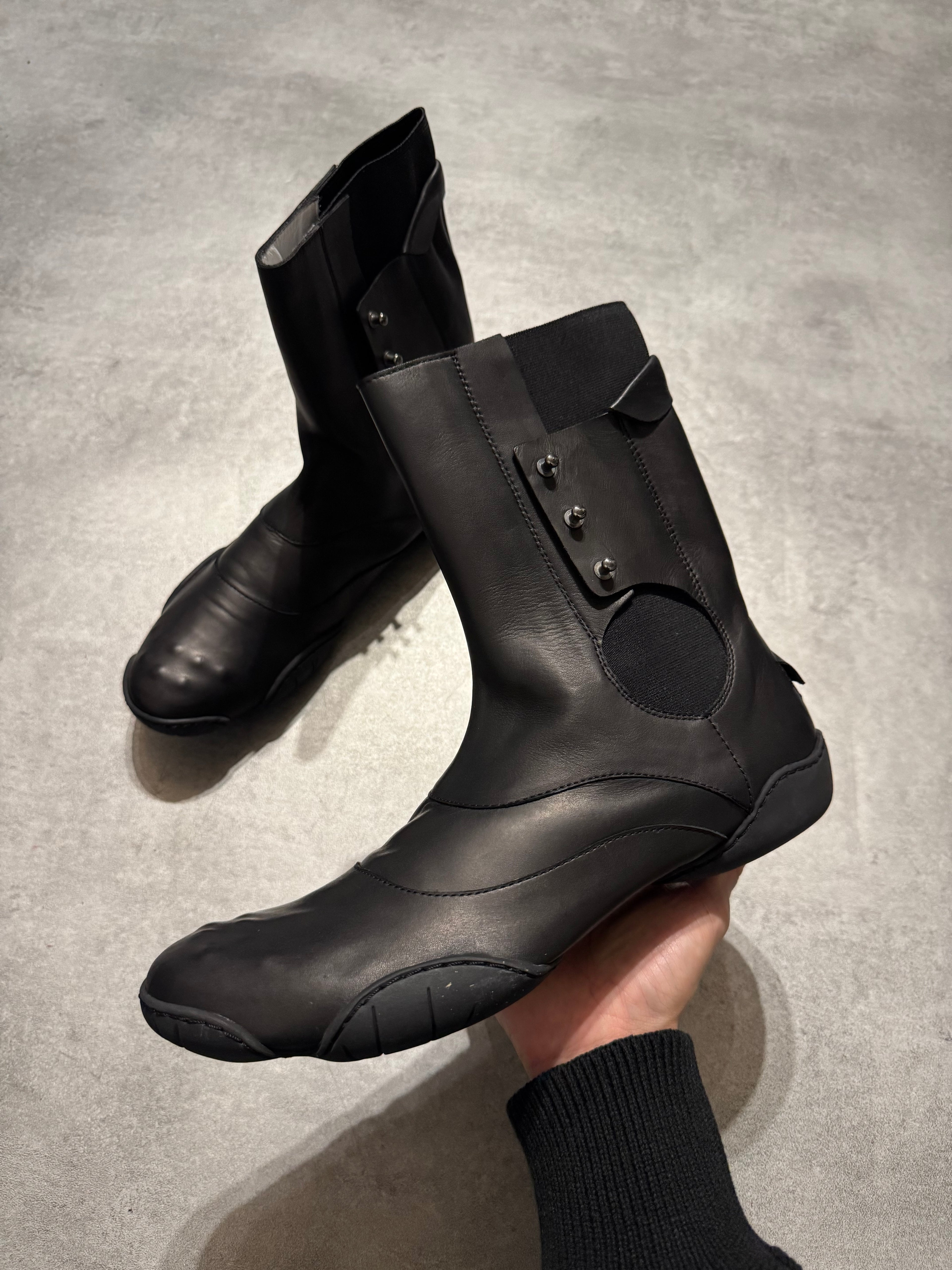 Marithé + François Girbaud Black Leather Ninja Ankle Boots (41)