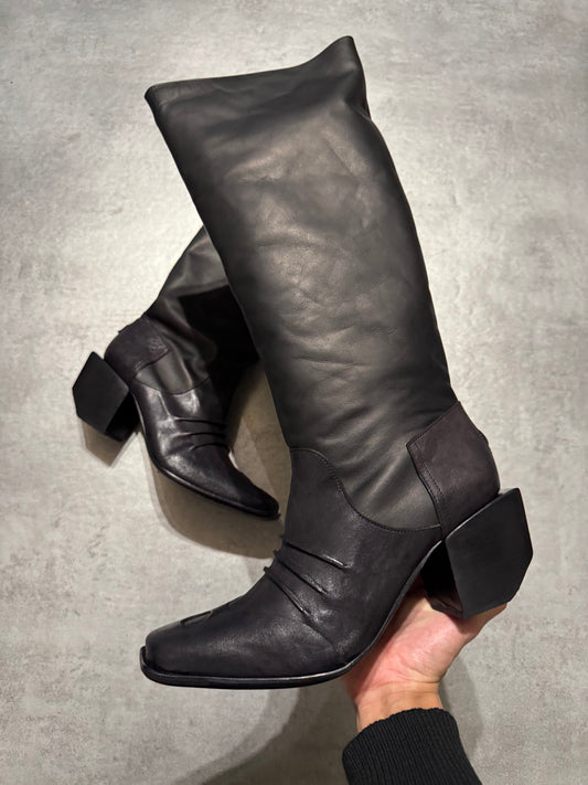 Marithé + François Girbaud Santiag Black Leather Boots (40)