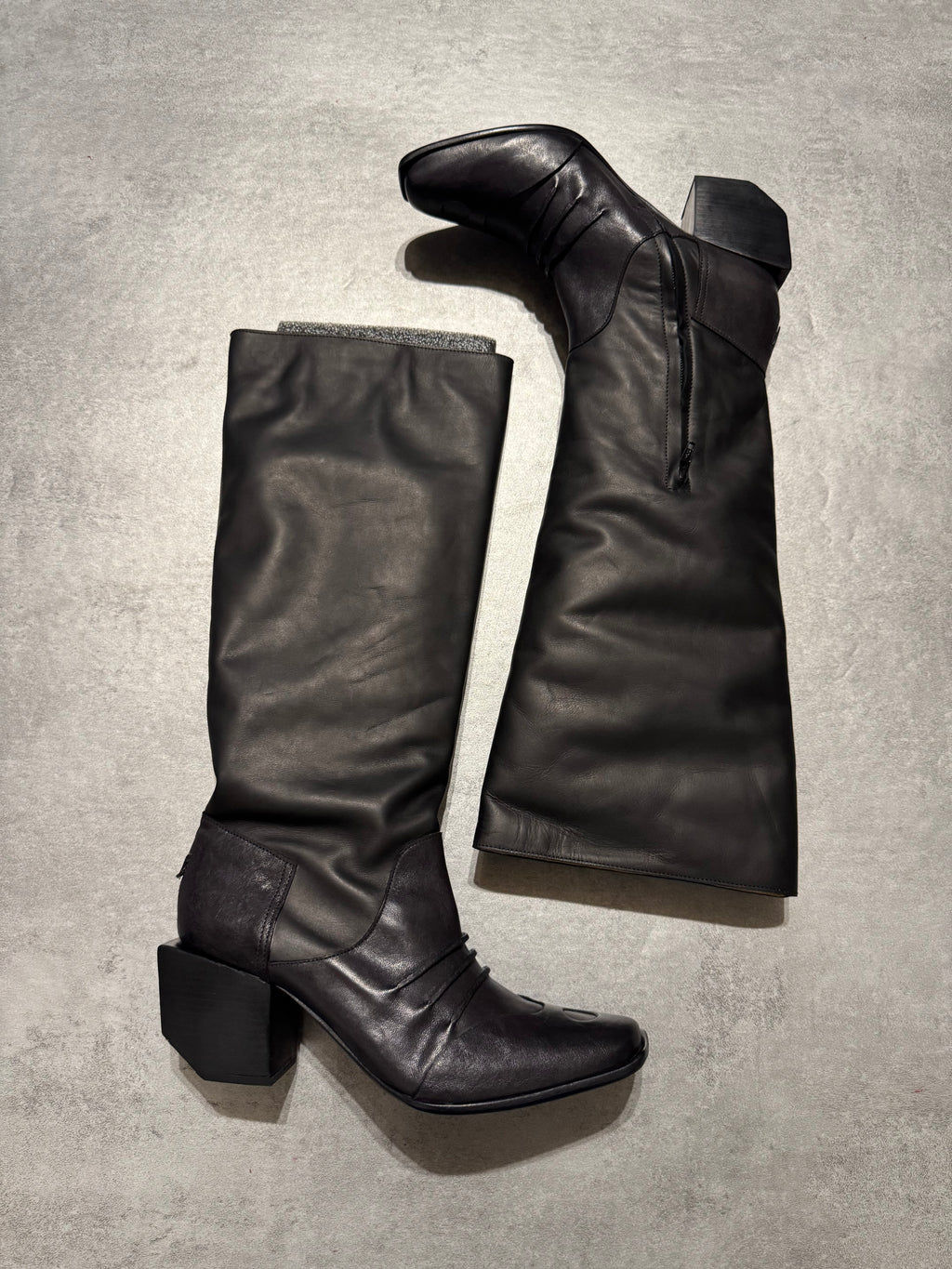 Marithé + François Girbaud Santiag Black Leather Boots (40)