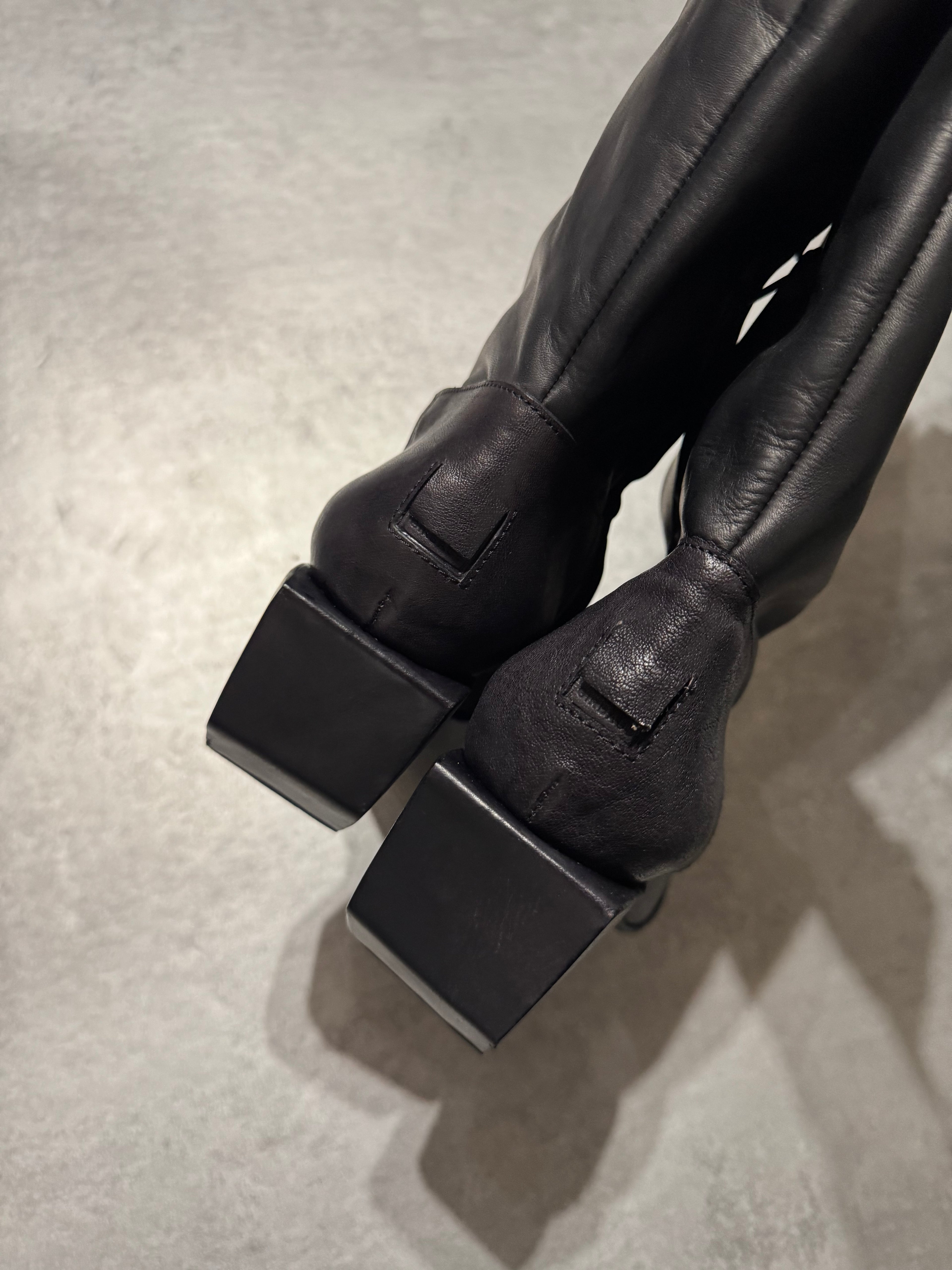 Marithé + François Girbaud Santiag Black Leather Boots (40)