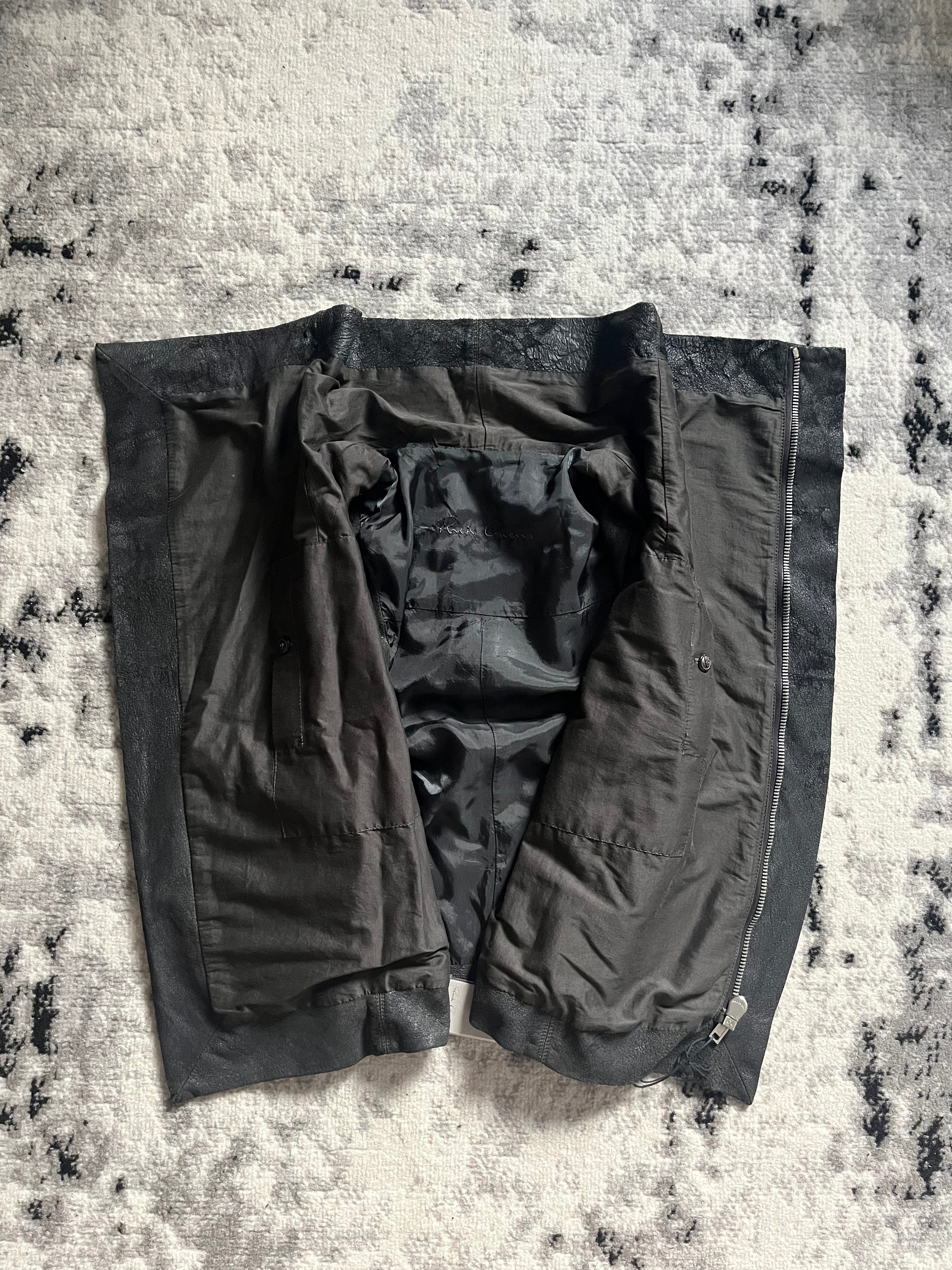 2022FW リック・オウエンス ブリュット レザー アーカイブ ノースリーブ ジャケット (XS)