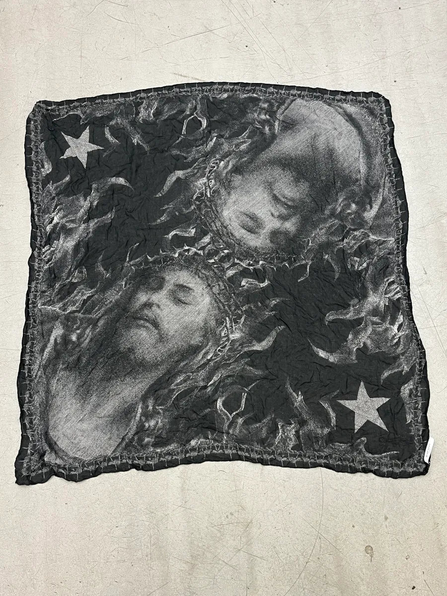SS2016 Givenchy Black Signature Christ Star Scarf by Riccardo Tisci WCuYgHpc 1
