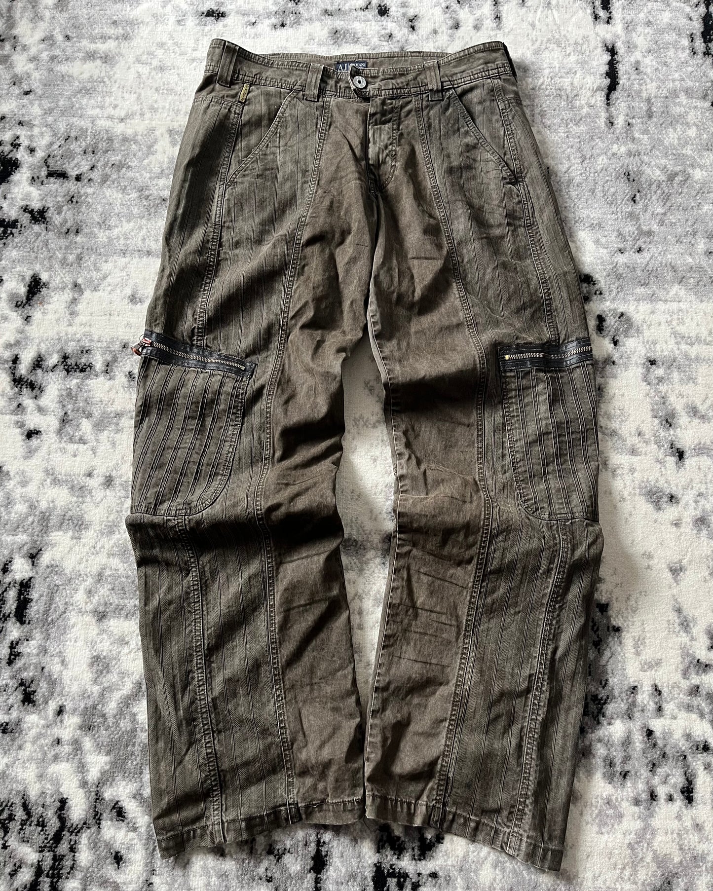 AW2019 Armani Elevation Olive Parachute Pants (L)