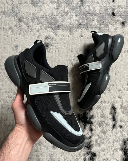 Prada Cloud Bust Dark Energy (42eu/us8,5)