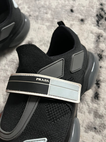 Prada Cloud Bust Dark Energy (42eu/us8,5)