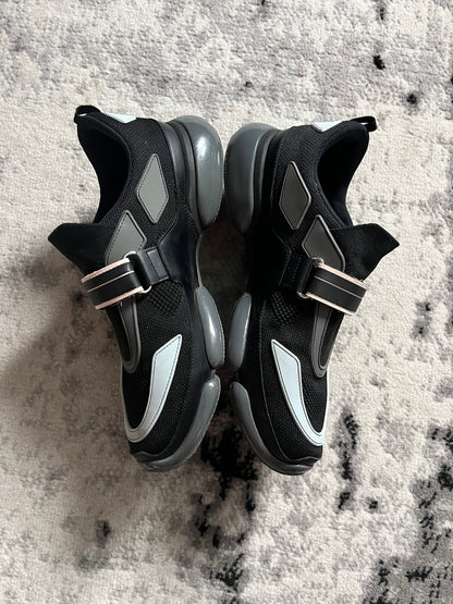 Prada Cloud Bust Dark Energy (42eu/us8,5)