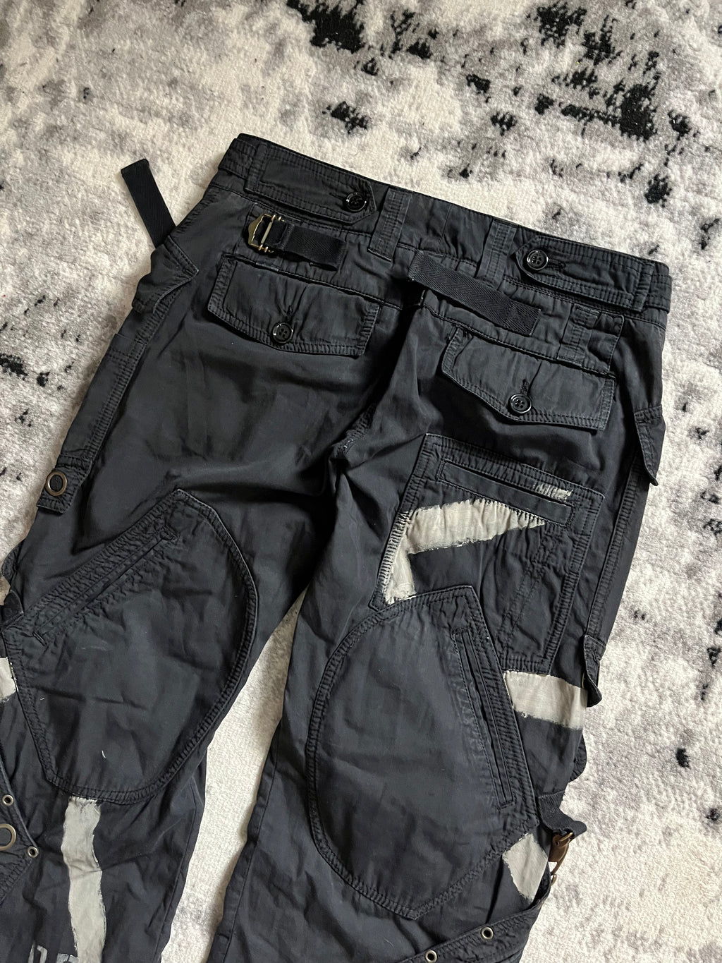 SS2004 Dolce &amp; Gabbana 3D 加固黑色彩绘工装裤 (S)