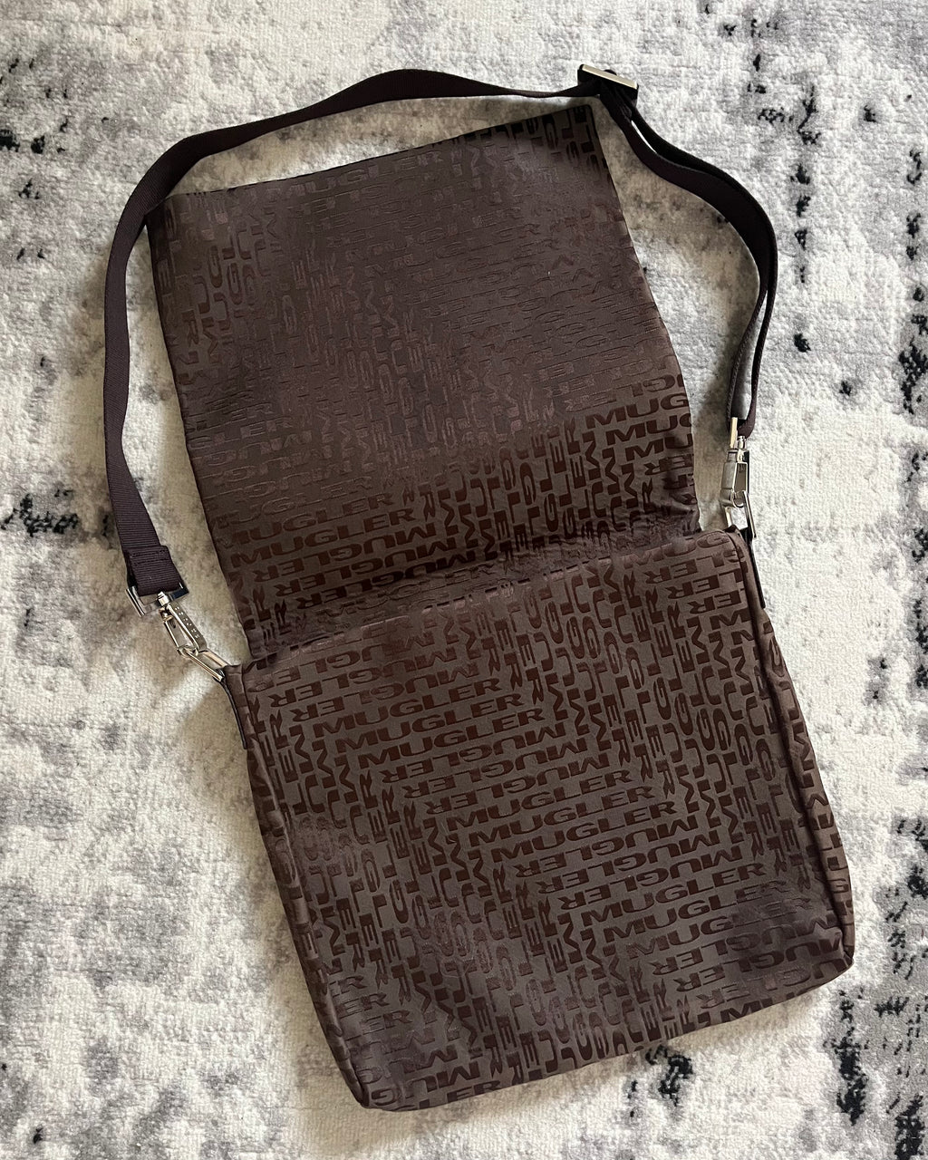 ティエリー・ミュグレー ブラウン メッセンジャー バッグ