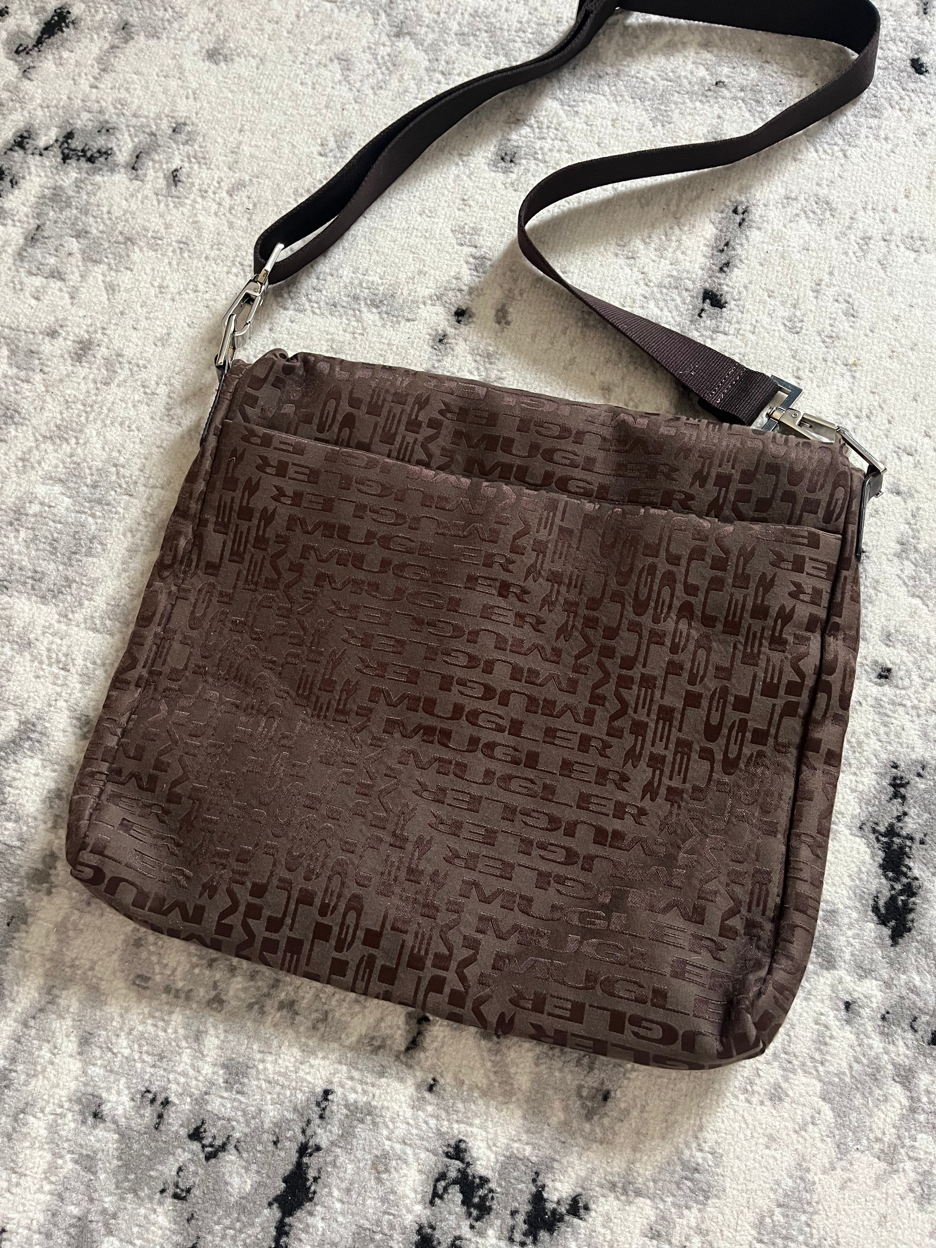 ティエリー・ミュグレー ブラウン メッセンジャー バッグ