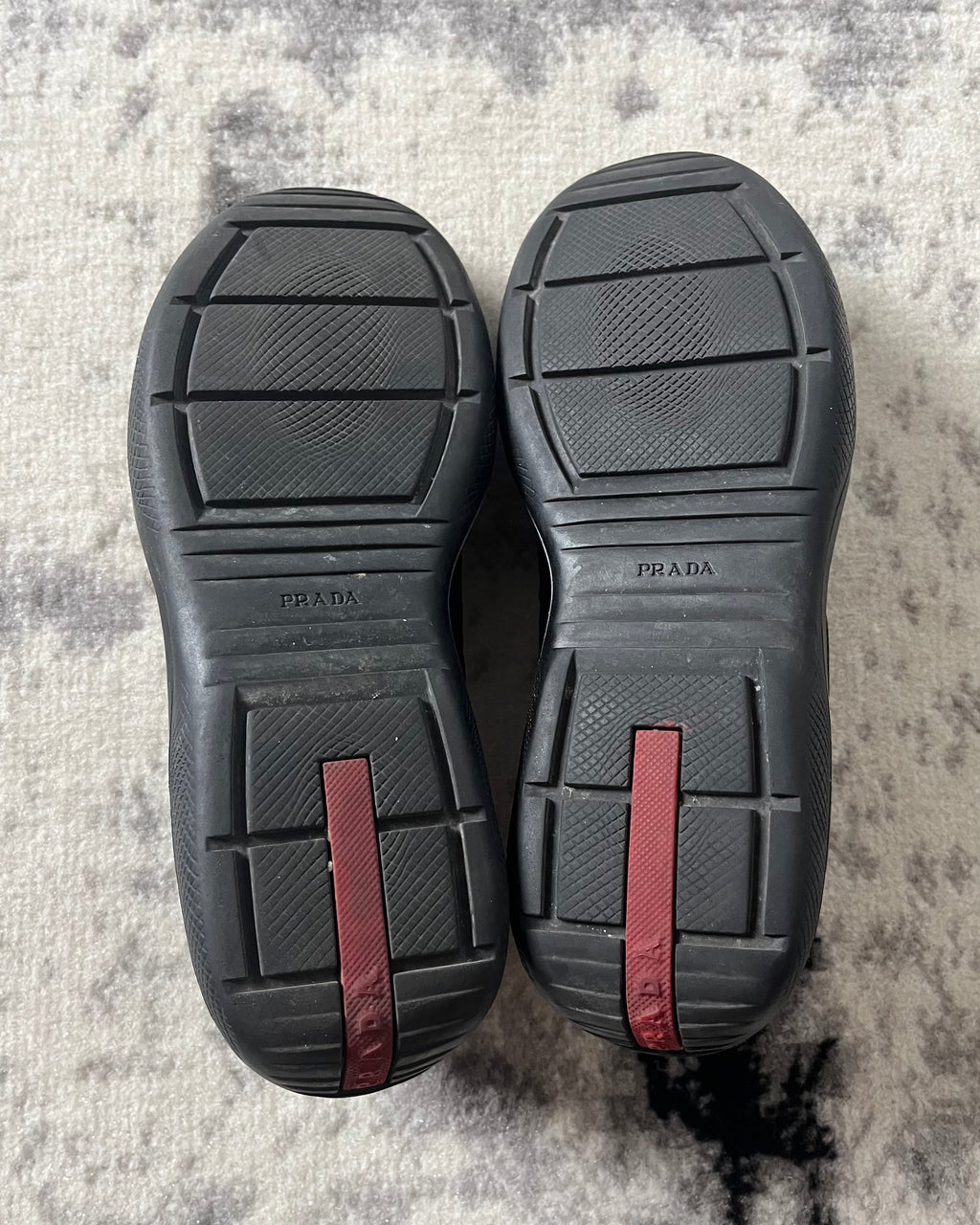 プラダ アメリカズ カップ ブラック (37eu/5us)