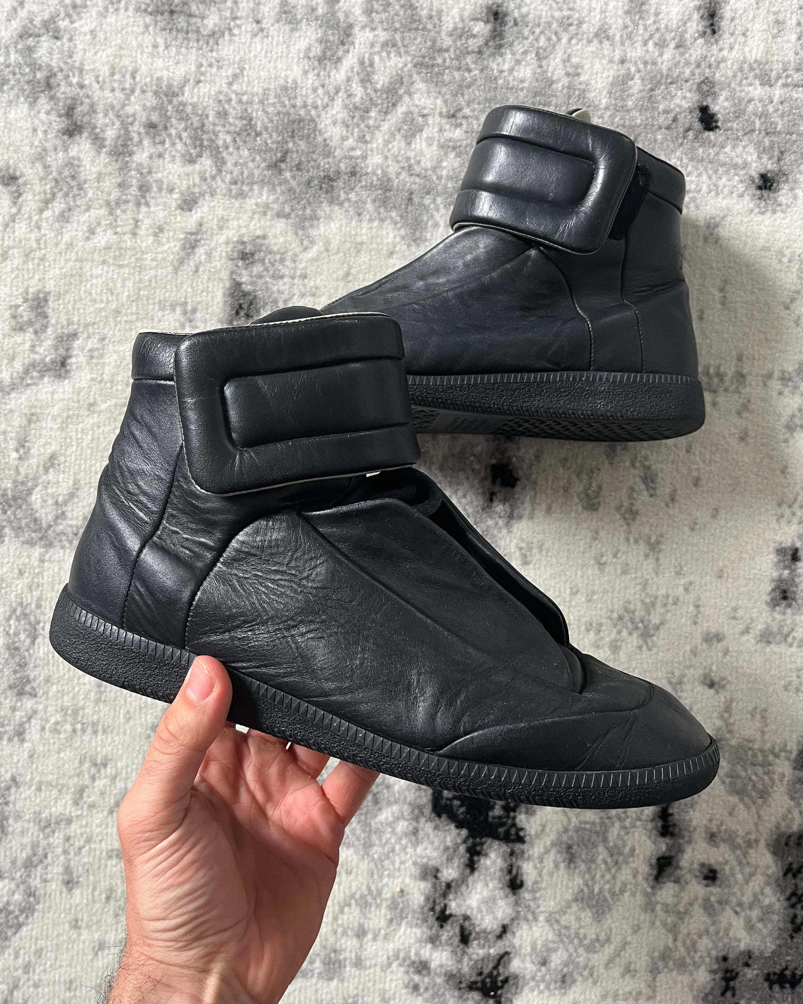 Maison Margiela Future Dark Shadow (40eu/7us)