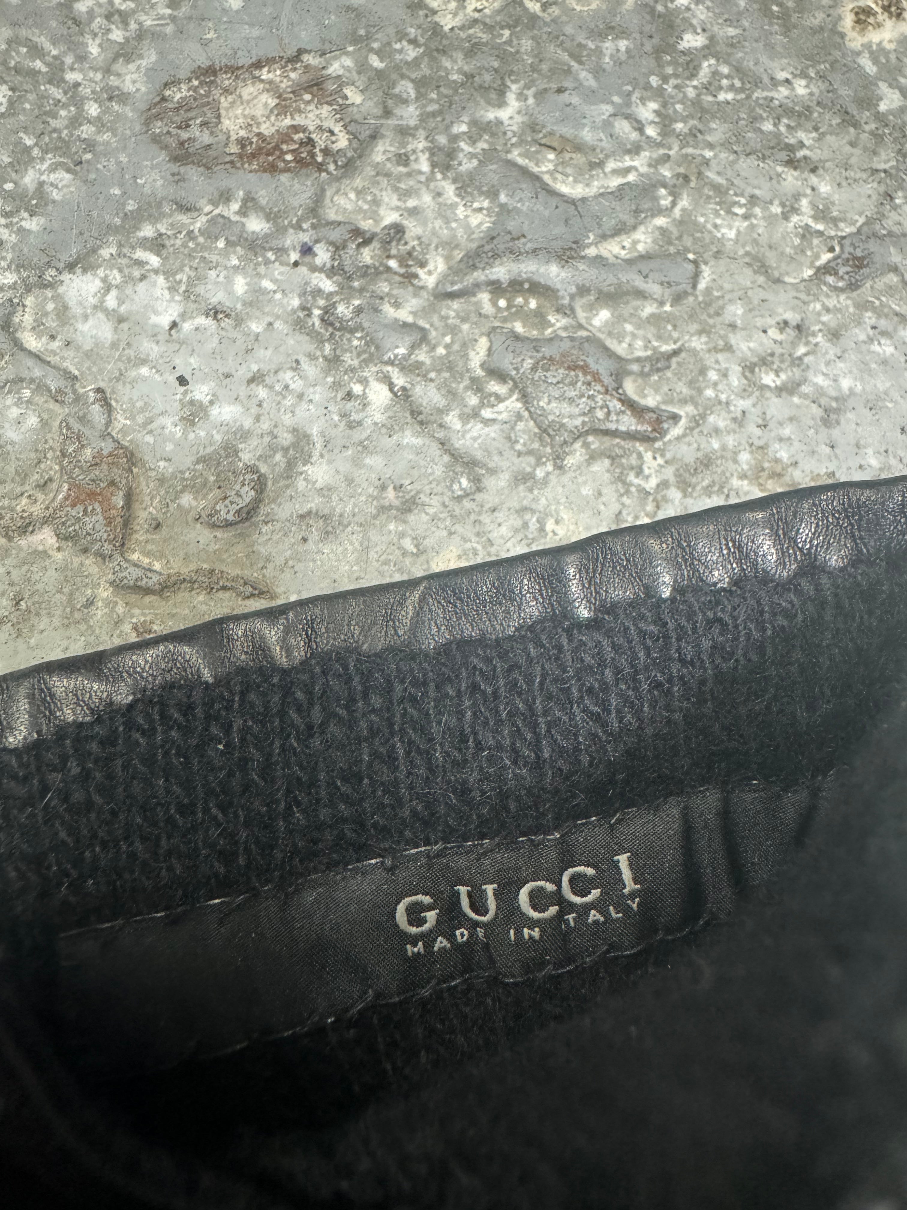 2000s Gucci Black Italian Leather Gloves (OS)