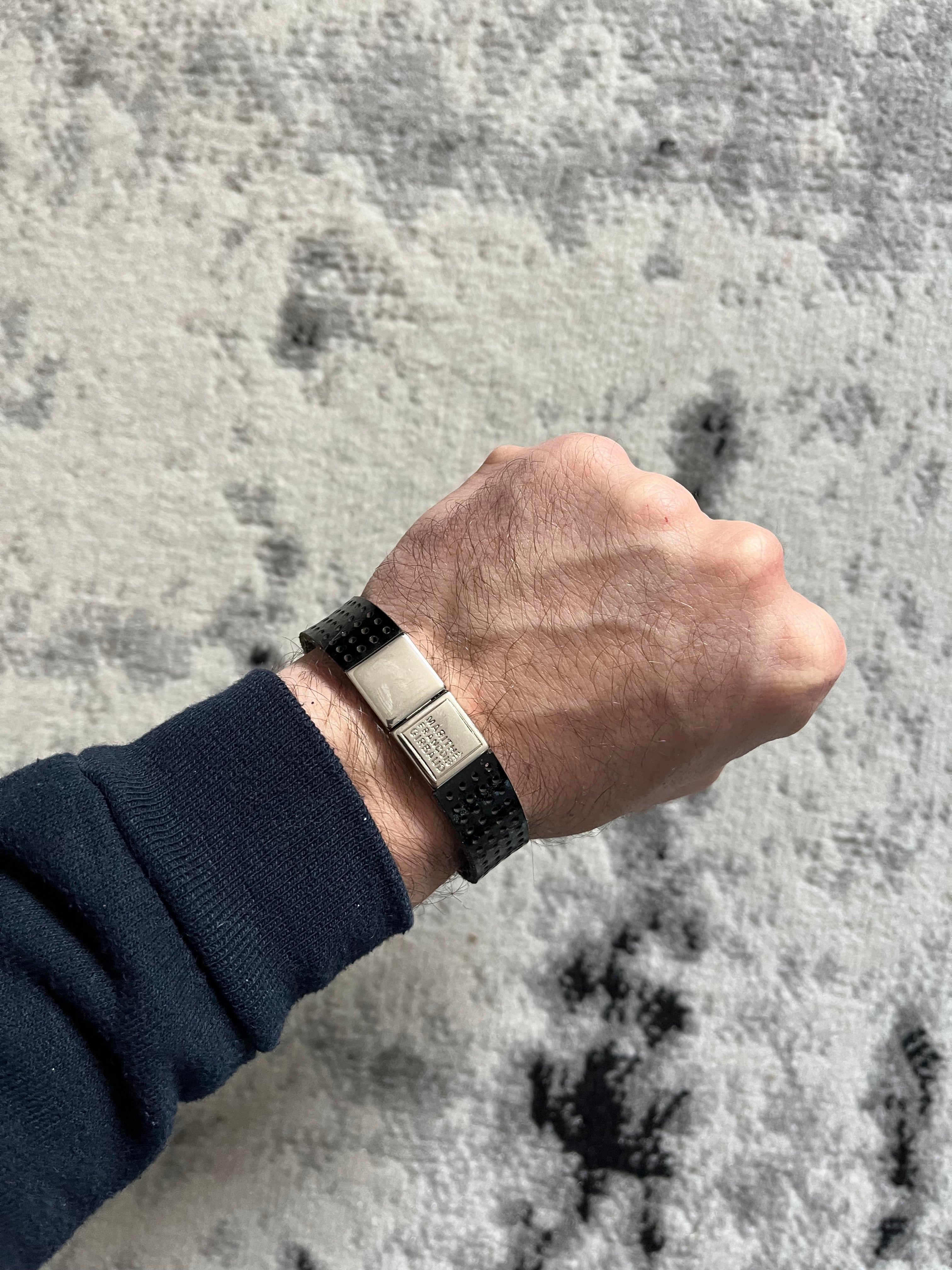 2007 マリテ + フランソワ ジルボー ブラック ブレスレット