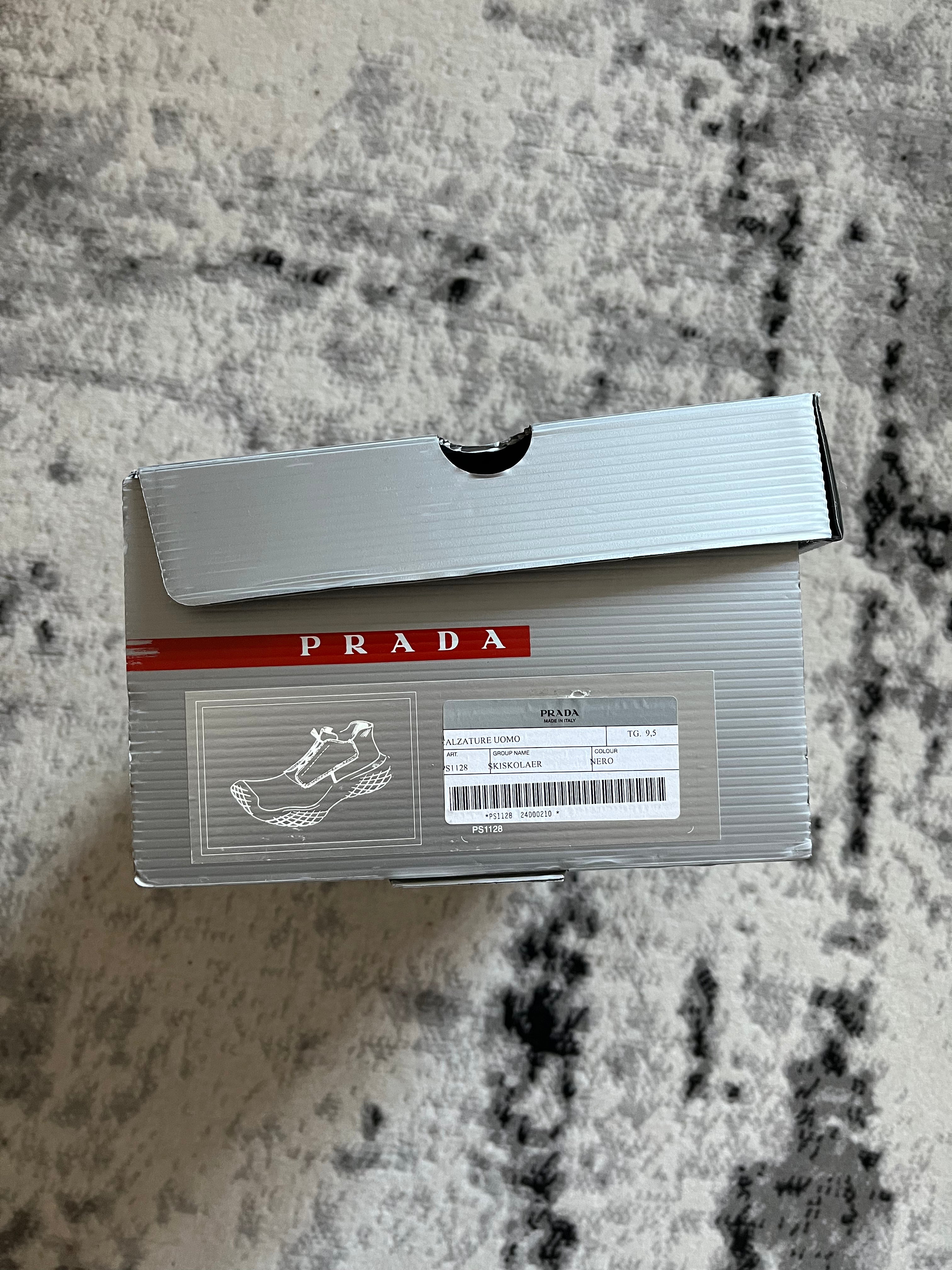 AW1999 Prada Black Chunky Vibram Boots (43/us9,5)