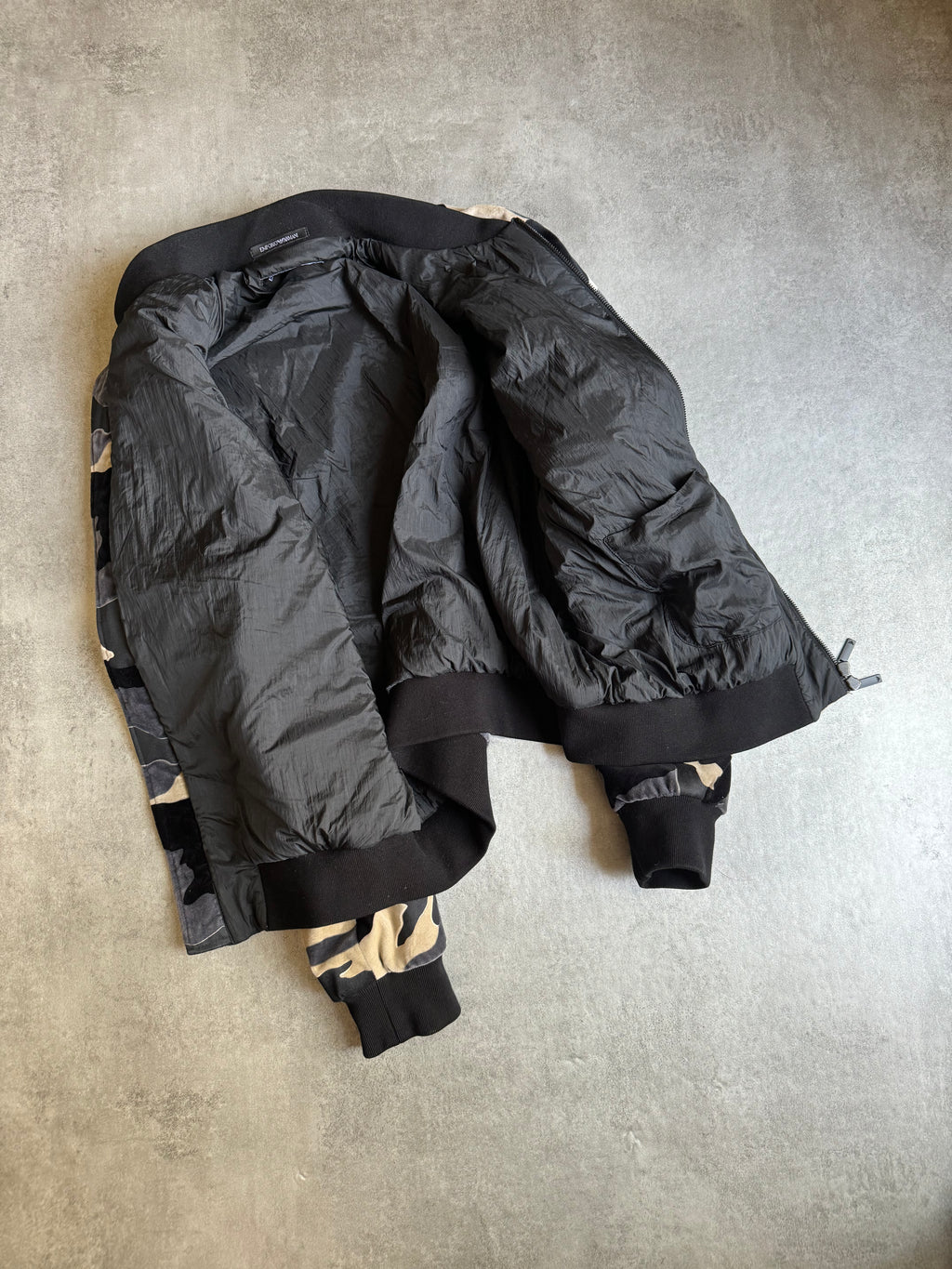 AW2020 Emporio Armani Military Camo Navy Bomber Jacket – Dolce AW2020 Emporio Armani Military Camo Navy Bomber Jacket – Dolce