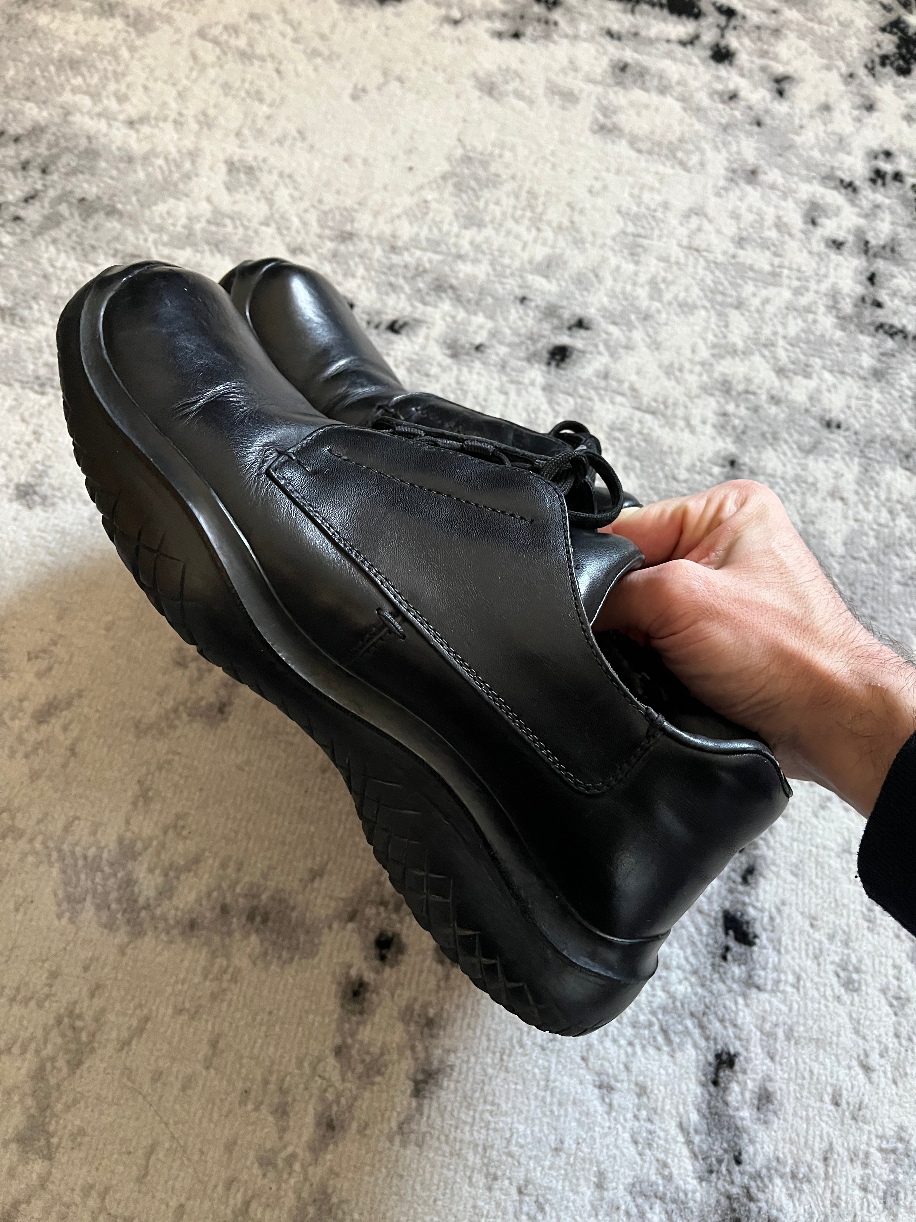 AW1999 Prada Black Chunky Vibram Boots (43/us9,5)