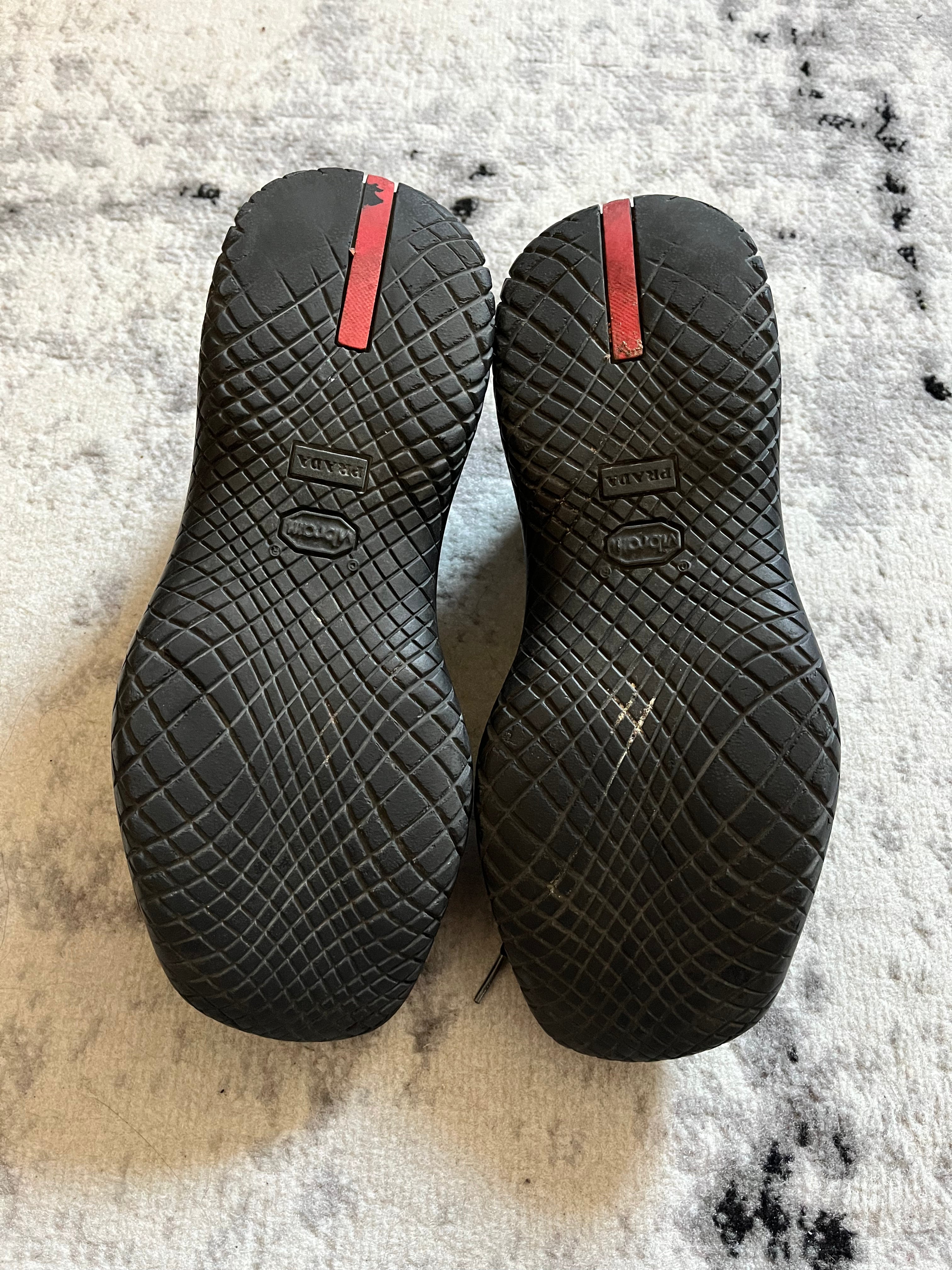 AW1999 Prada Black Chunky Vibram Boots (43/us9,5)