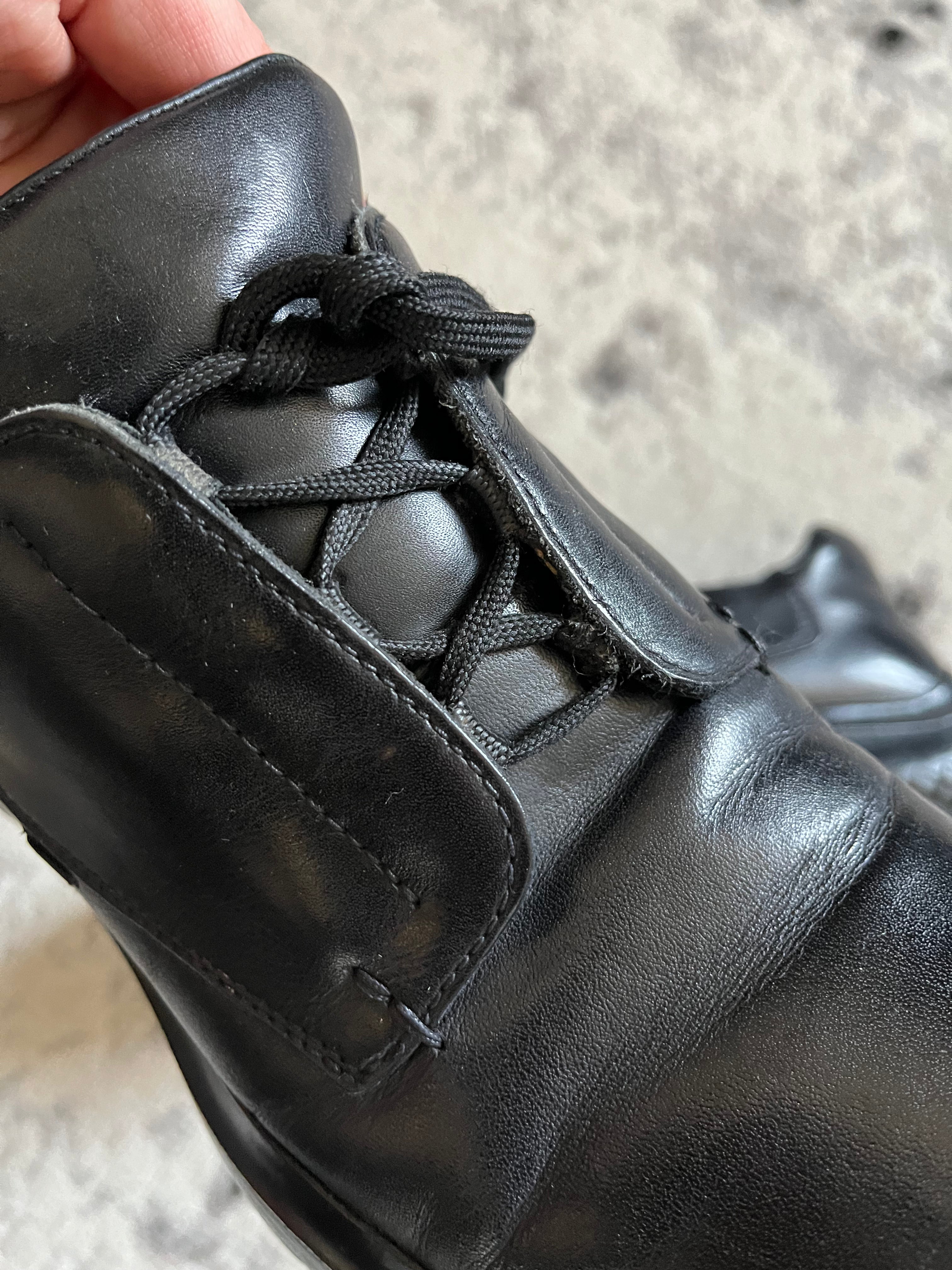 AW1999 Prada Black Chunky Vibram Boots (43/us9,5)