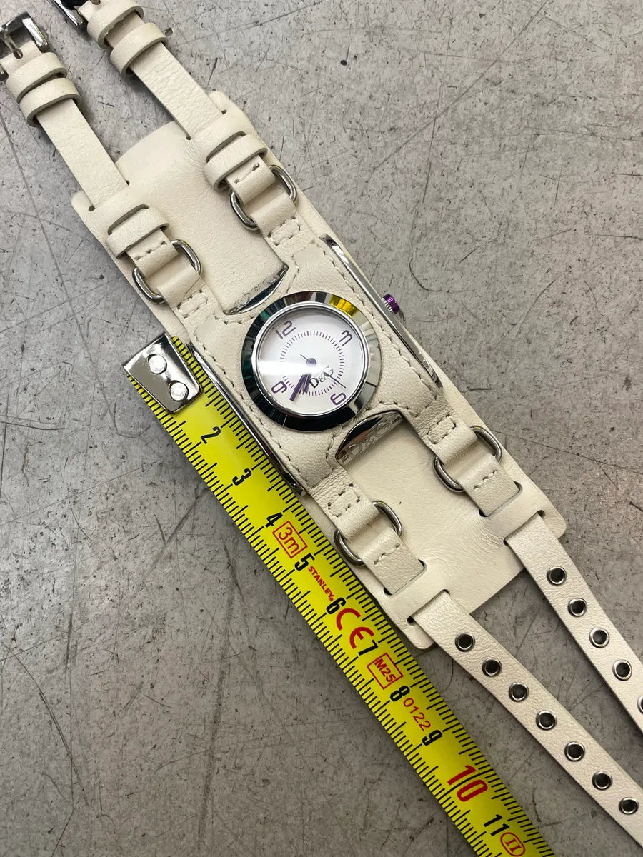 2000s Dolce & Gabbana White Leather Cuff Strap Logo Watch Iffasqoy 7