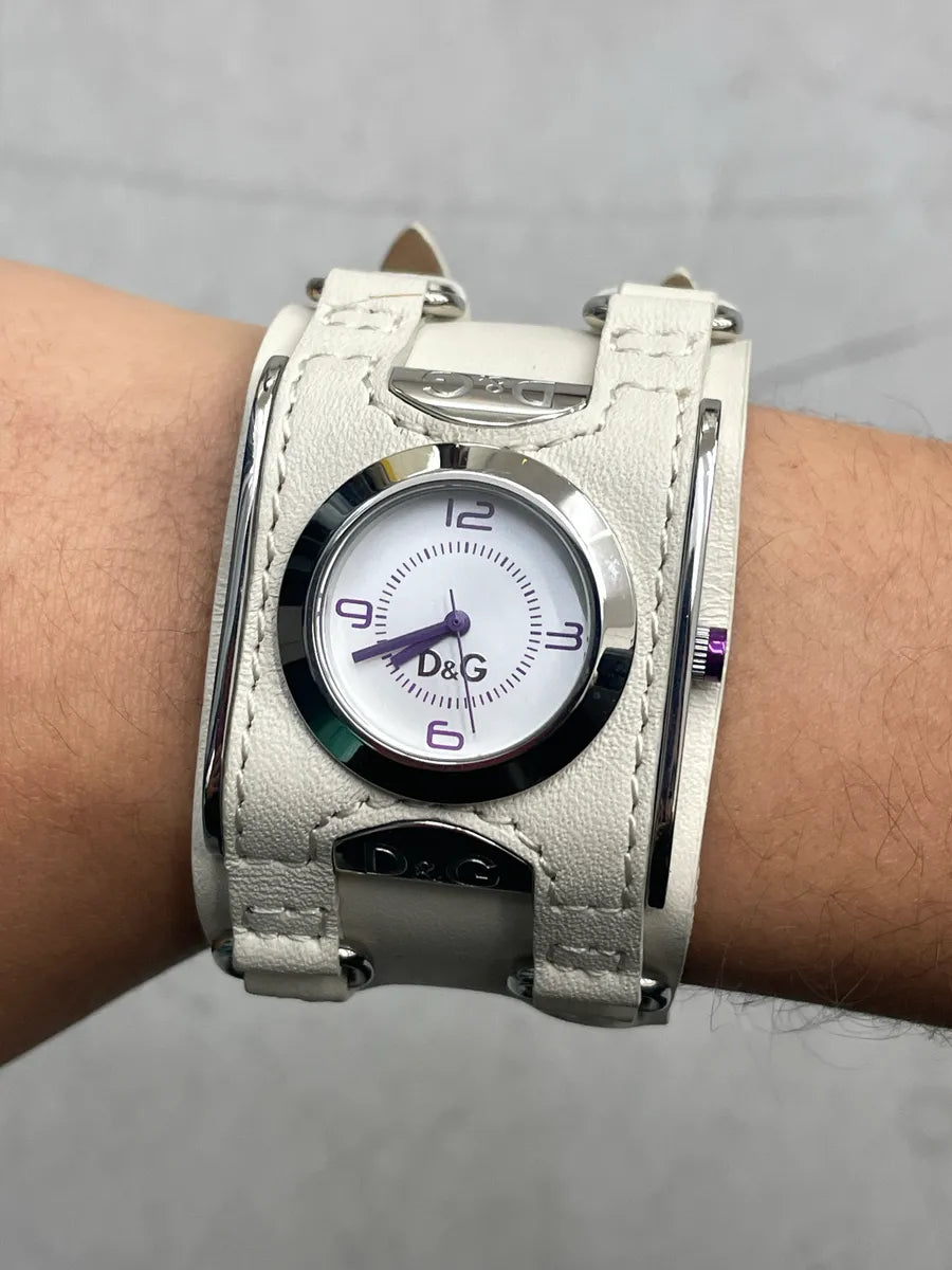 2000s Dolce & Gabbana White Leather Cuff Strap Logo Watch Iffasqoy 0