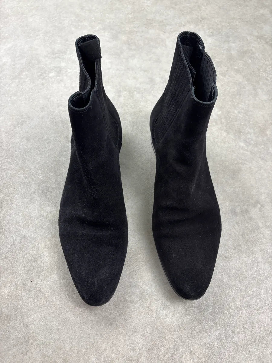 2010s Saint Laurent Black Suede Chelsea Boots IzzdAAgk 1