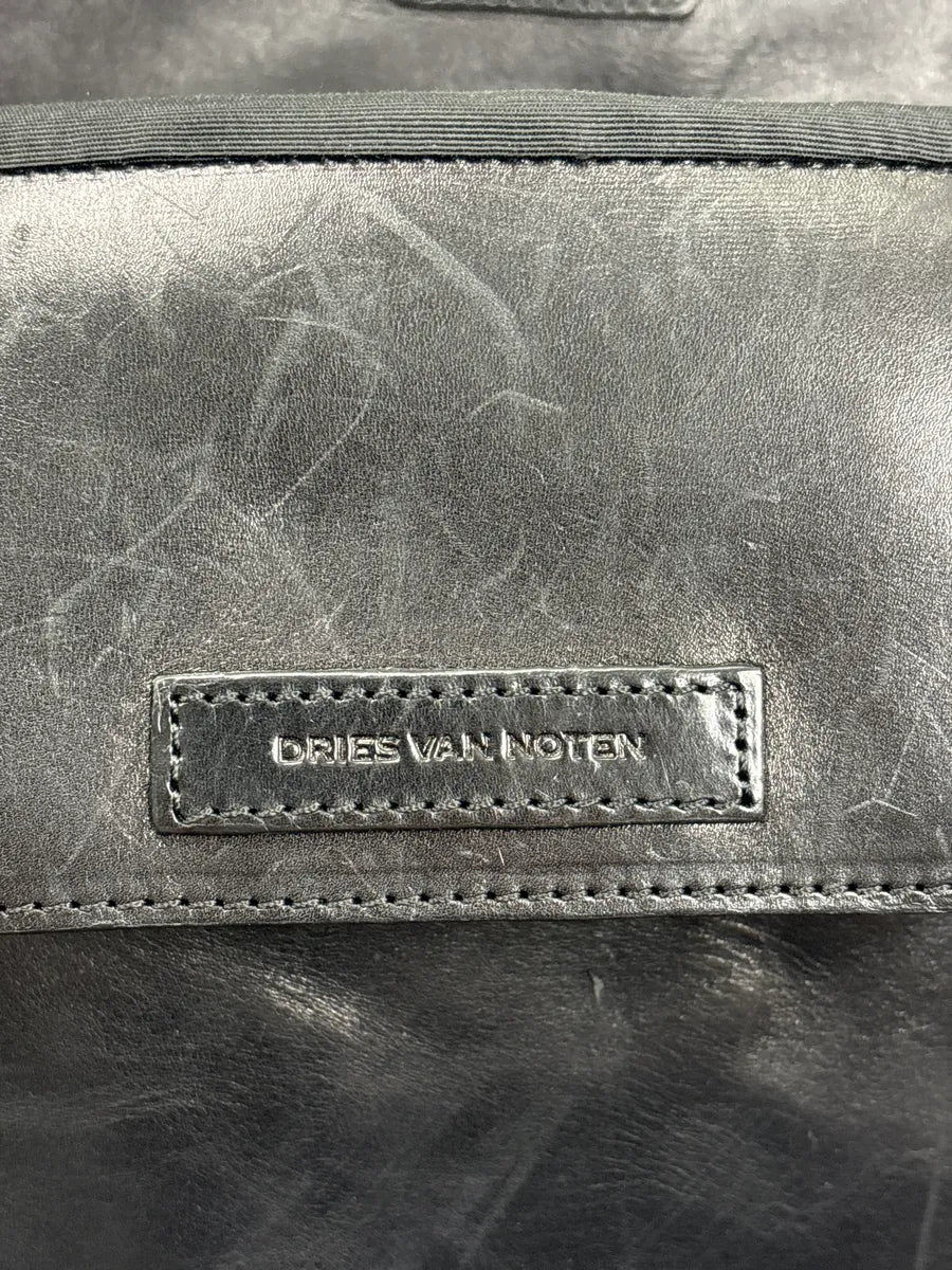2000s Dries Van Noten Black Leather Messenger Bag JdXnFysn 13