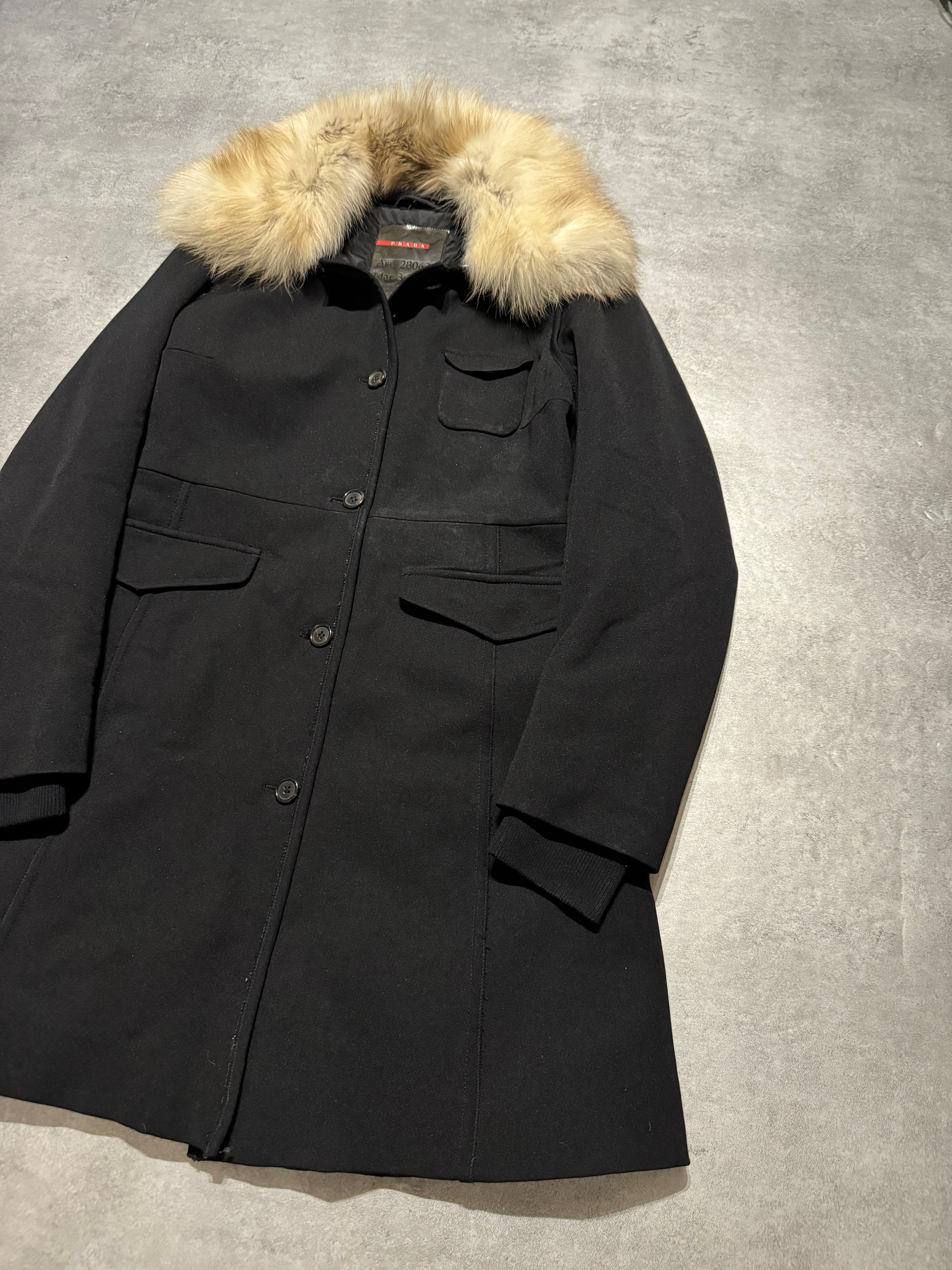 2000s Prada Cozy Elegant Fur Collar Jacket   (XS) - 11
