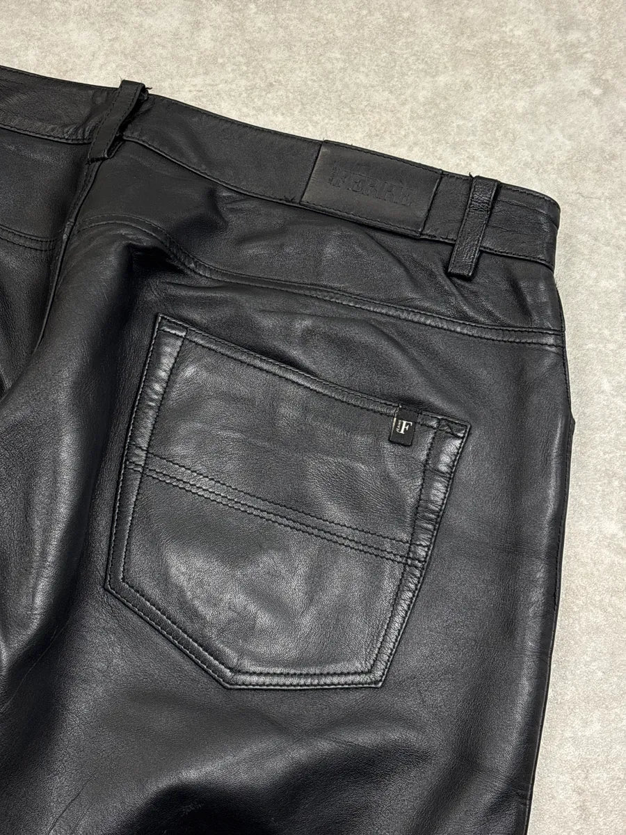 Gianfranco Ferré Black Leather Straight Leg 5-Pocket Pants KfFaquOc 11