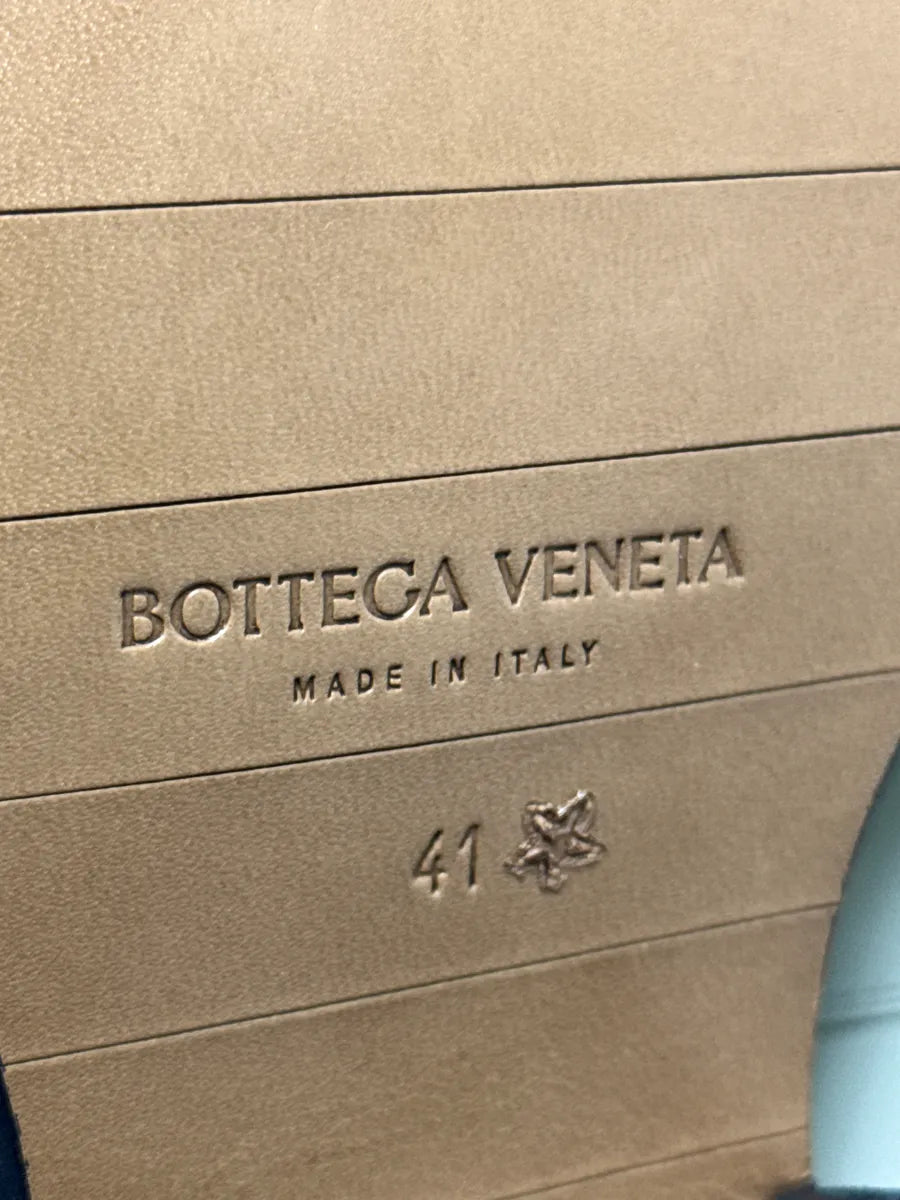 Bottega Veneta Off-White Leather Square Toe Platform Chelsea Boots KwUlKiQg 11