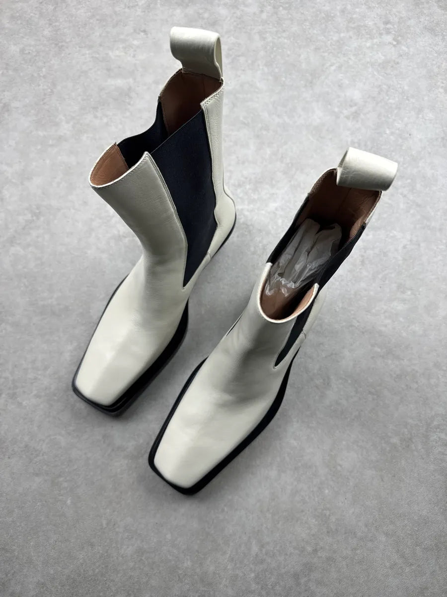 Bottega Veneta Off-White Leather Square Toe Platform Chelsea Boots KwUlKiQg 4