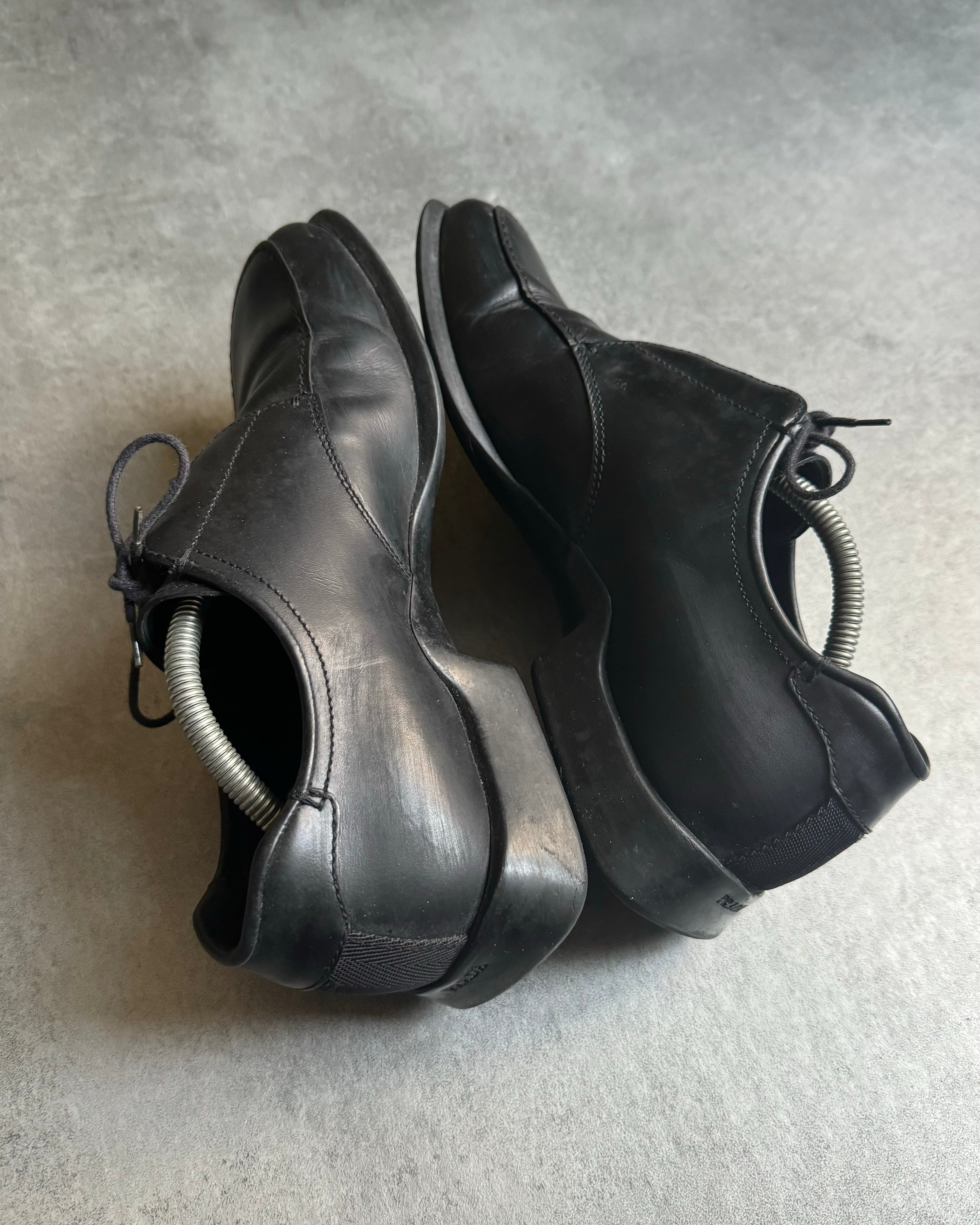 FW1999 Prada Black Leather Derby Square Toe Shoes – Dolce Vita Hub FW1999 Prada Black Leather Derby Square Toe Shoes – Dolce Vita Hub