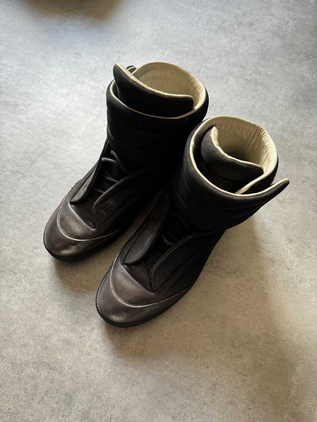 Maison Margiela Future High Bronze & Black Shoes (38eu/us5,5 Maison Margiela Future High Bronze & Black Shoes (38eu/us5,5