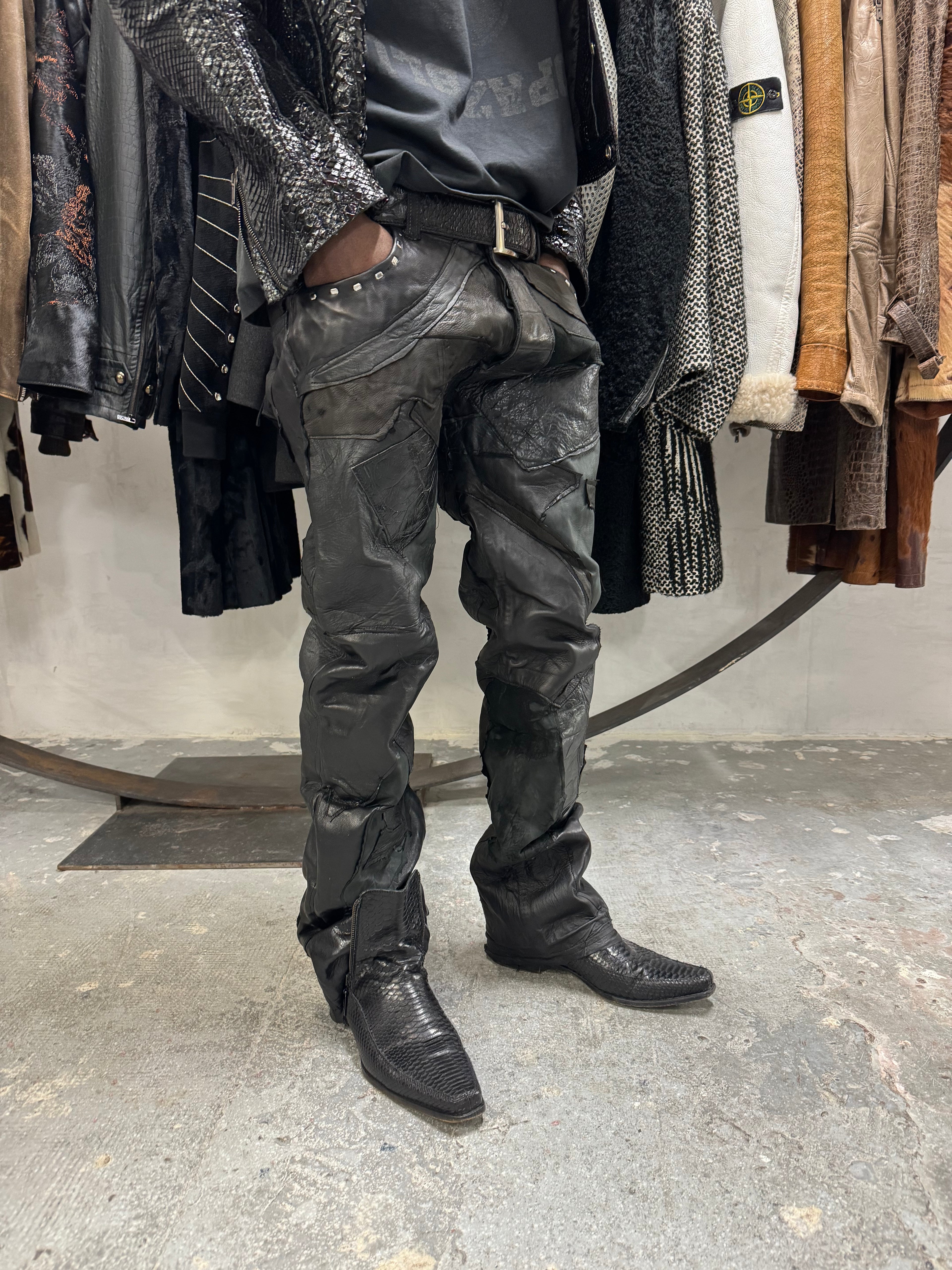 Artisanal Obscure Italian Lab Reworked Leather Crafted Black Pants (M/L) - 3