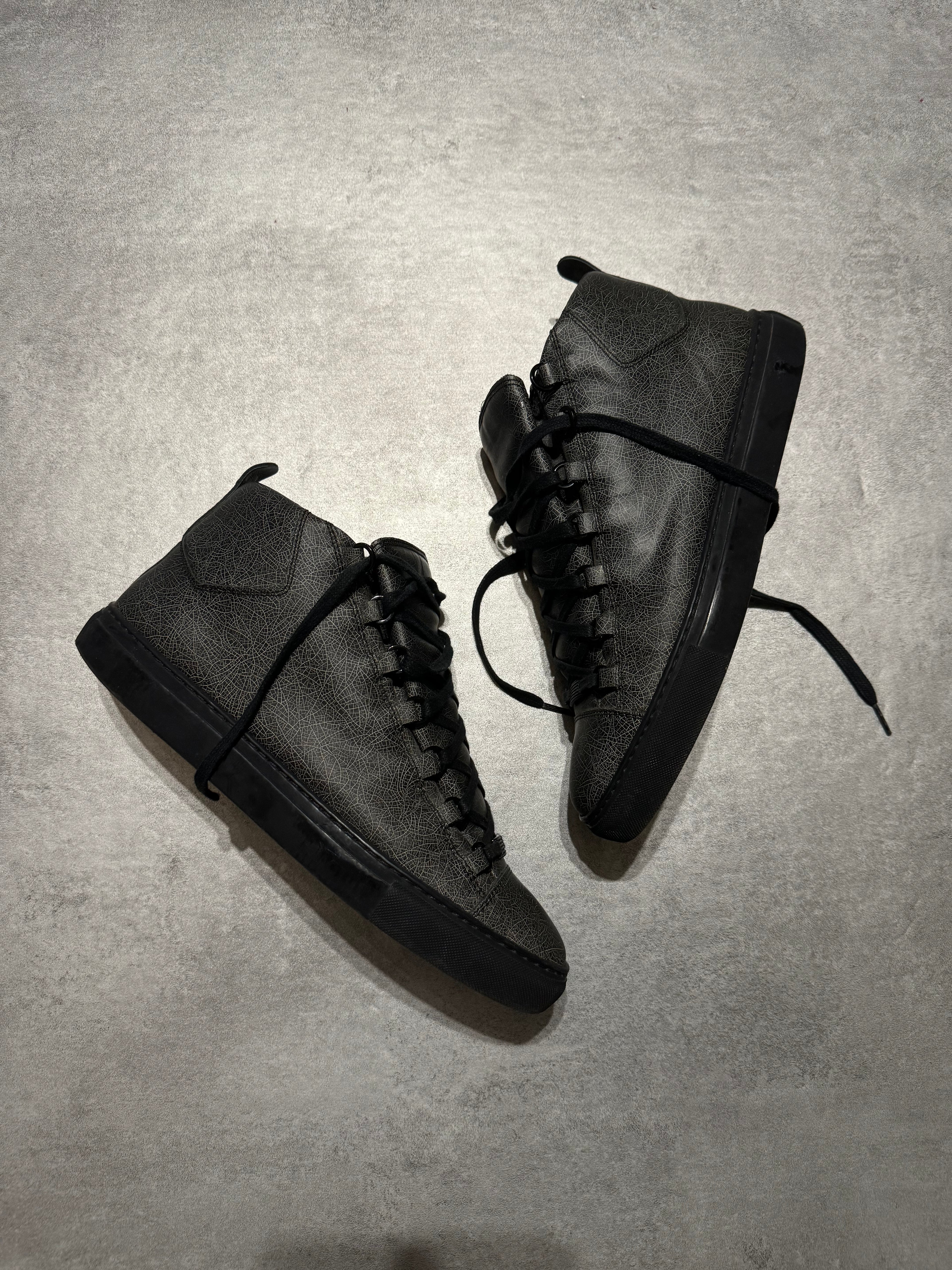 Balenciaga Arena High Cracked Grey Print Sneakers (45) - 9
